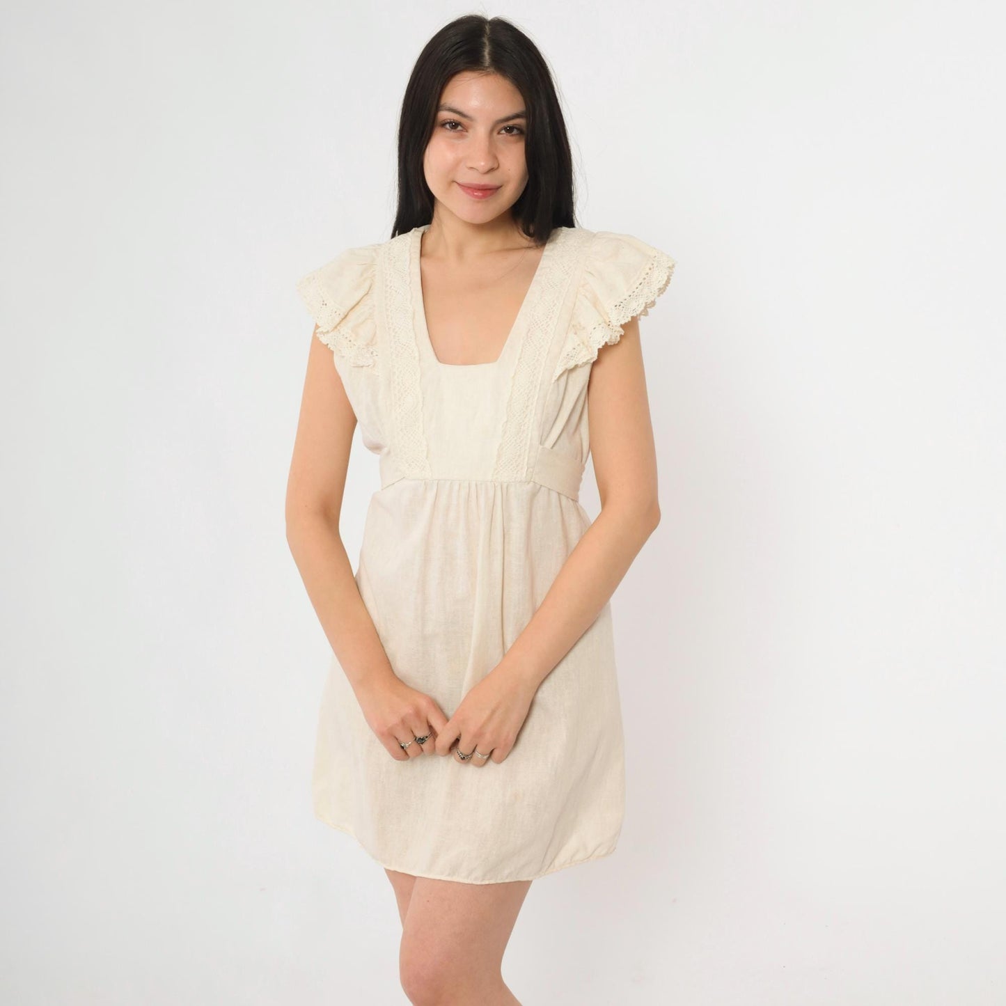 70s Cream Crochet Lace Mini Dress Empire Waist Flutter Sleeve Medium Tall