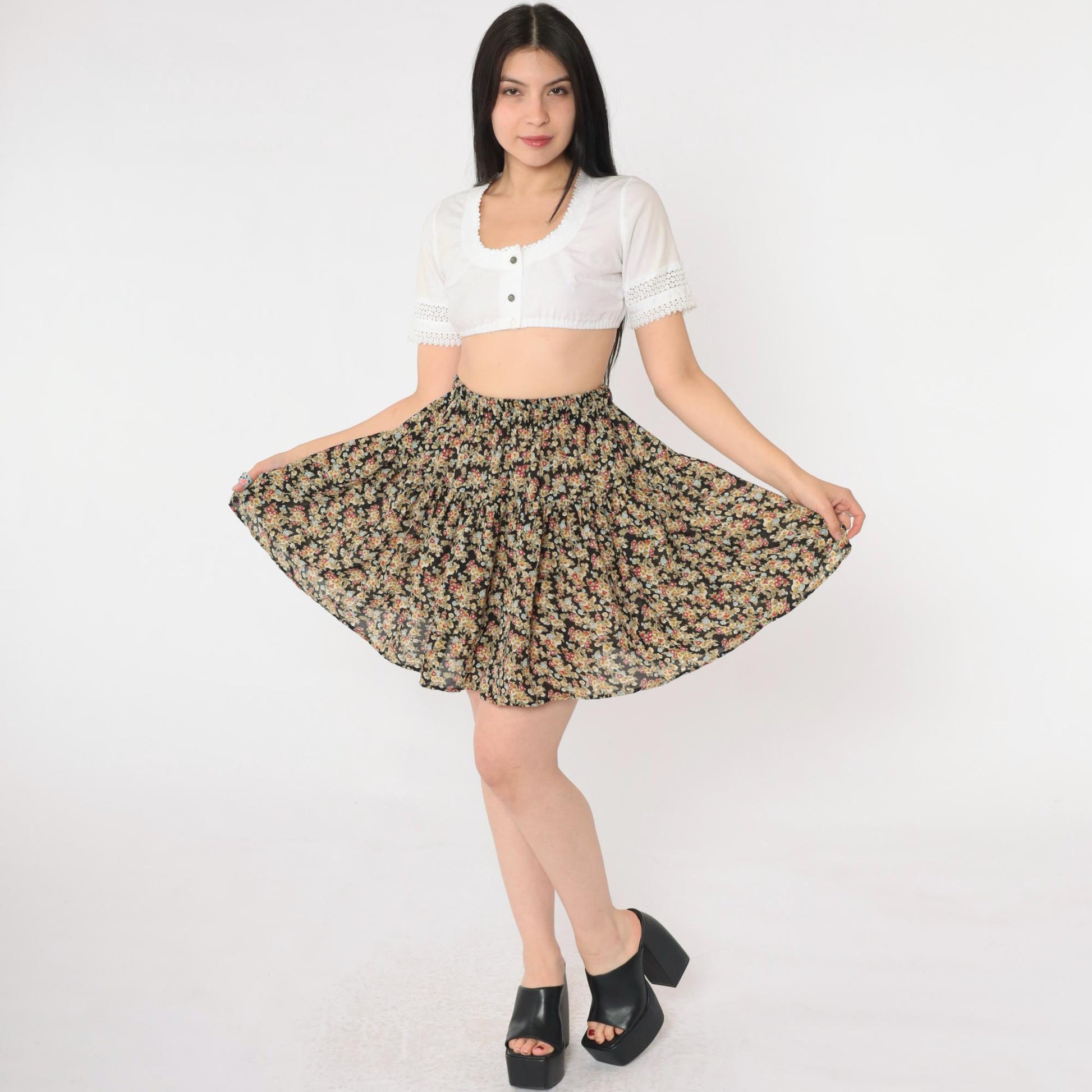 90s Floral Tiered Mini Skirt Black Olive Green Elastic Waist Small