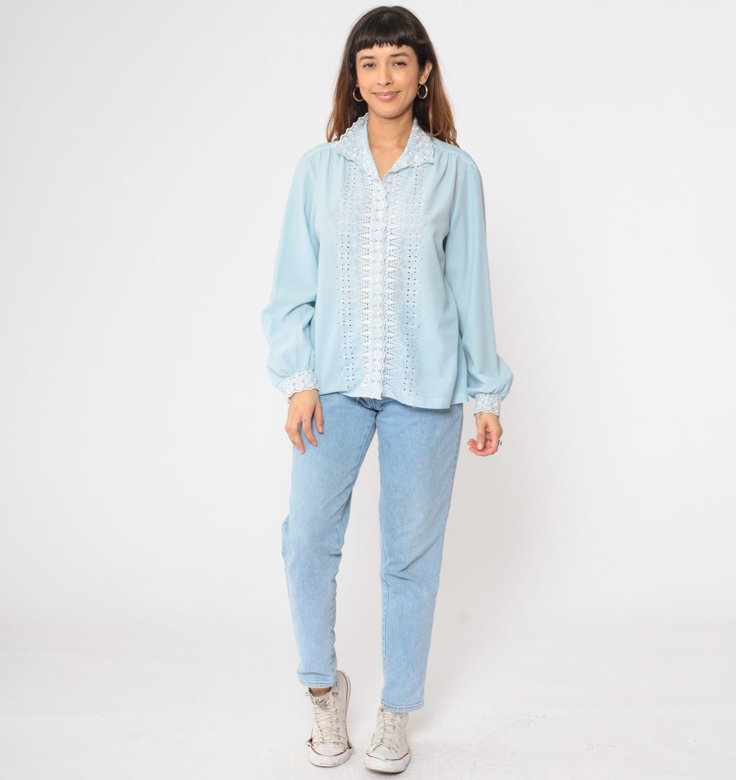 70s Baby Blue Floral Eyelet Lace Blouse Scalloped Collar Long Sleeve Large