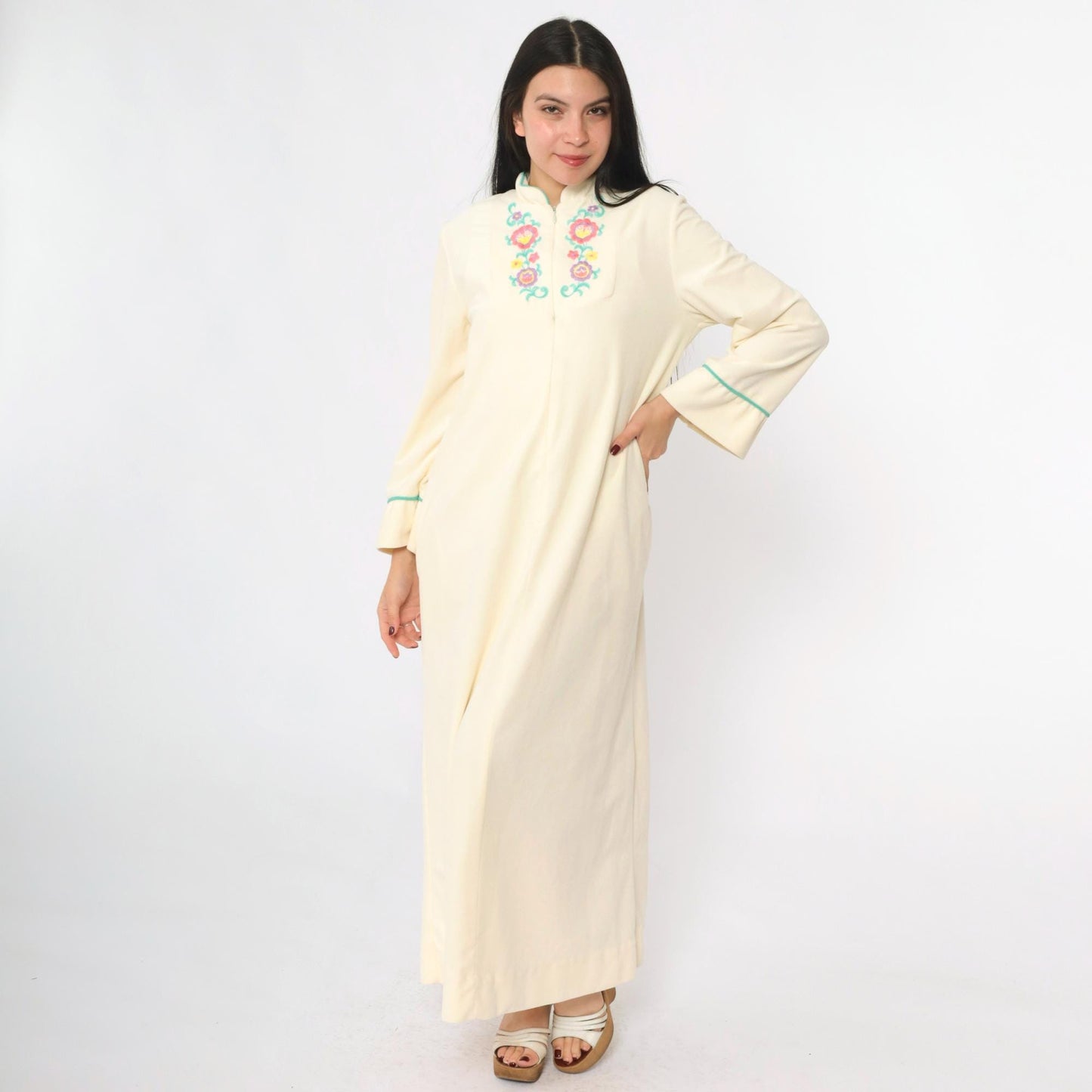 80s Cream Velour Lounge Dress Floral Embroidery Zip Front Ankle Length Small