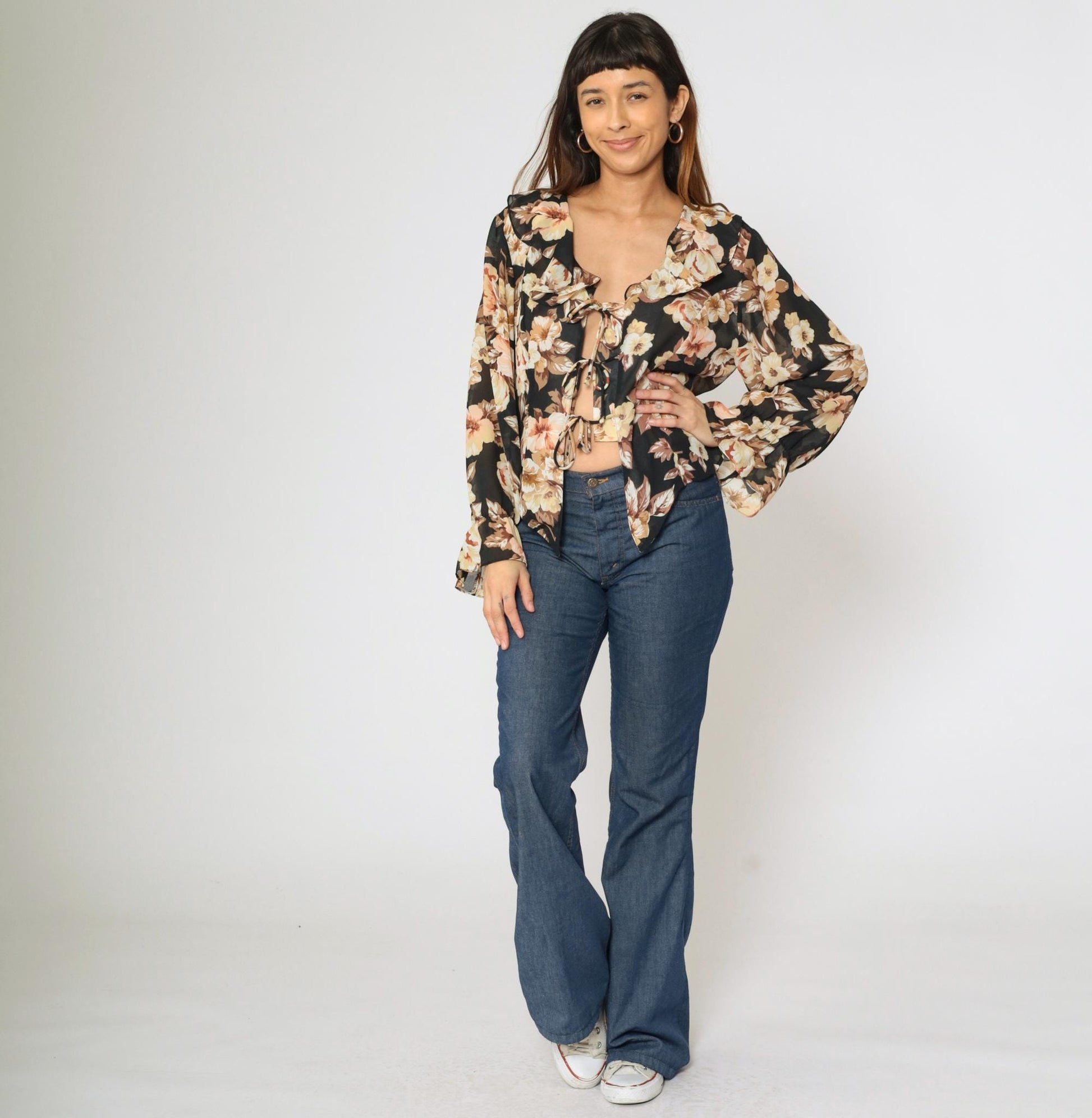 90s Gemini Black Floral Tie-Front Blouse Ruffled Collar Long Sleeve Large L