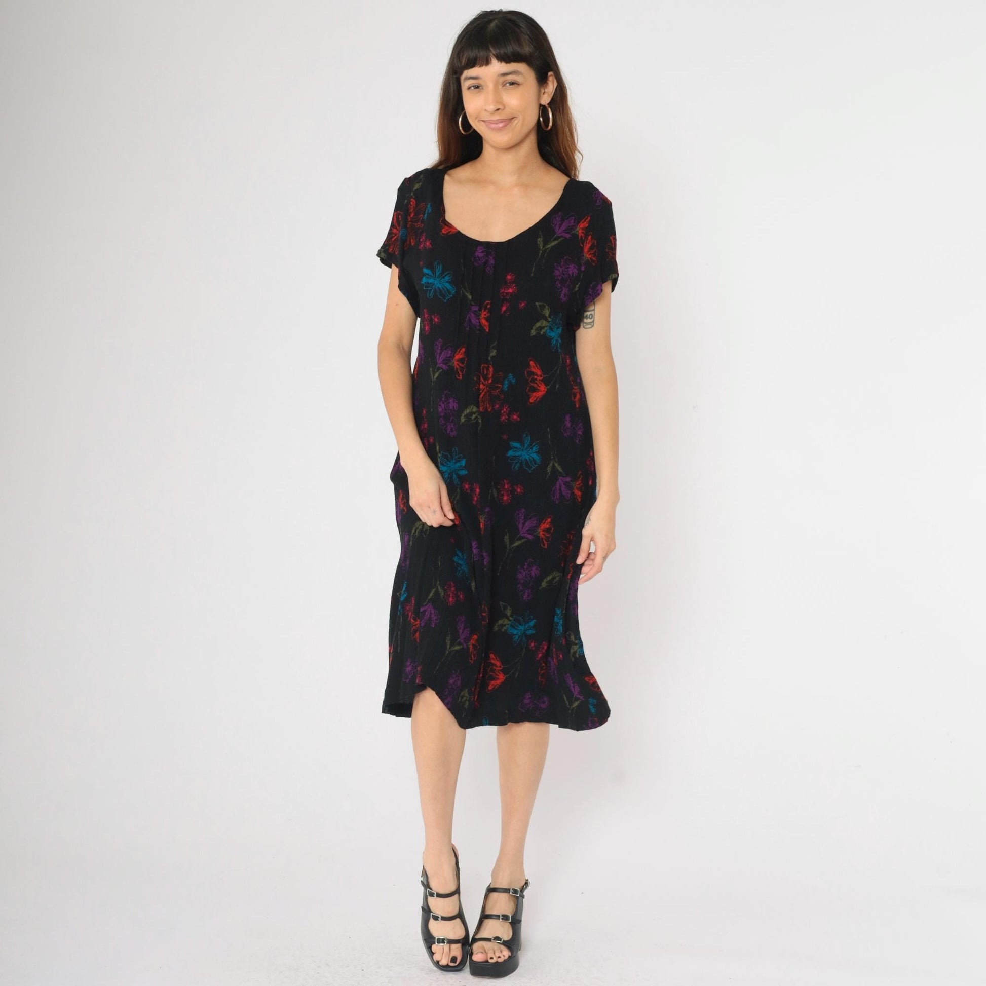 90s Black Floral Rayon Midi Dress Pintucked Scoop Neck Short Sleeve Medium Large