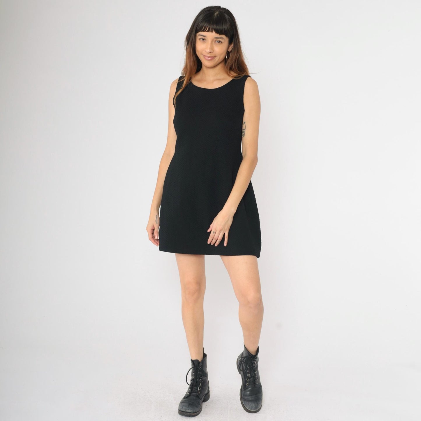 90s Black Honeycomb Textured A-Line Mini Dress Sleeveless Scoop Neck Small Medium