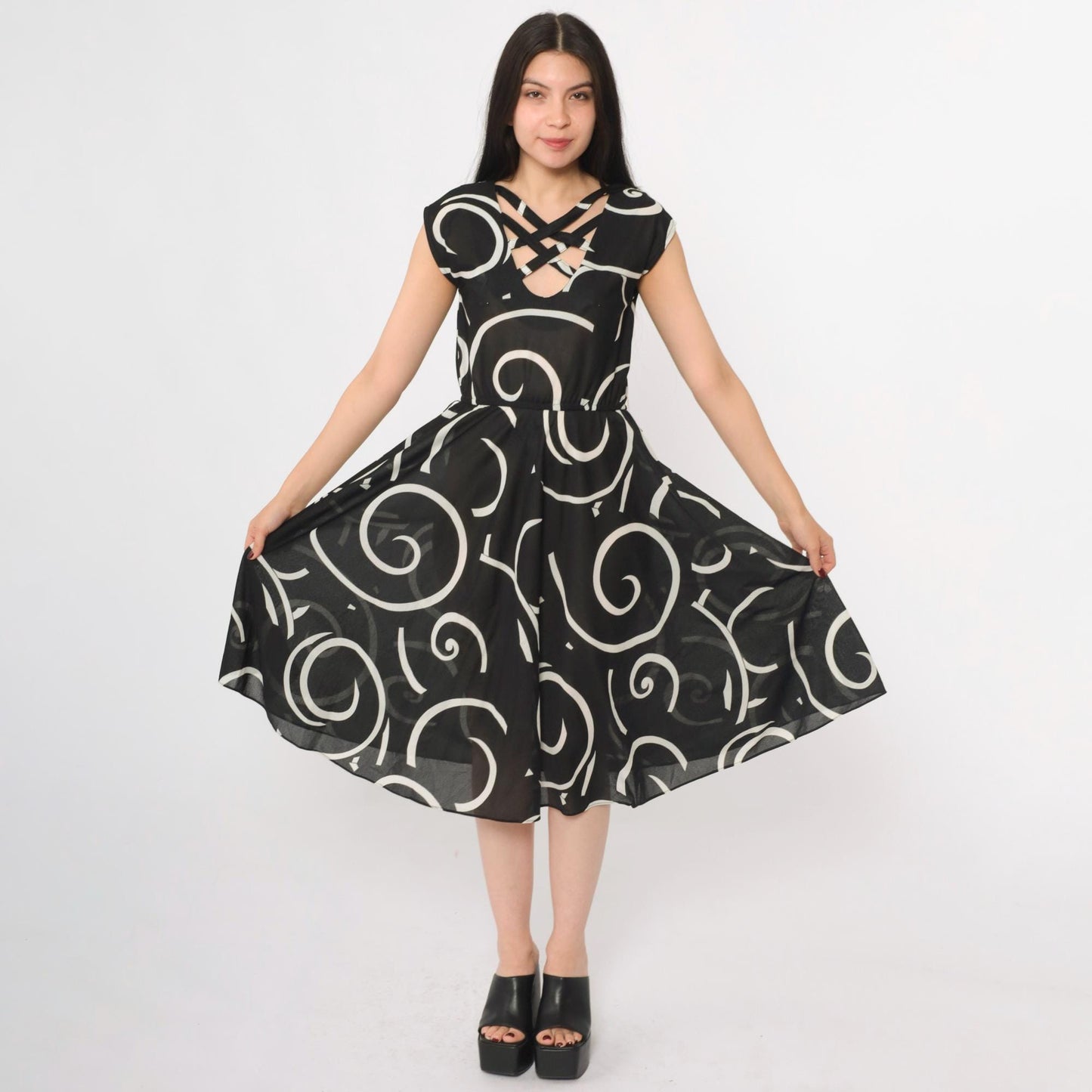 80s Black White Abstract Swirl Print Midi Dress Criss-Cross Neckline Cap Sleeve Small