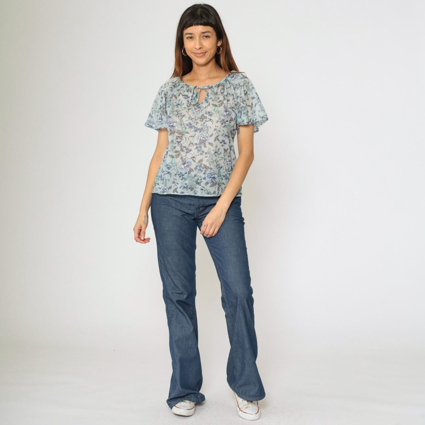 70s Teddi of California Floral Blouse Blue Keyhole Tie Neck Flutter Sleeve Small