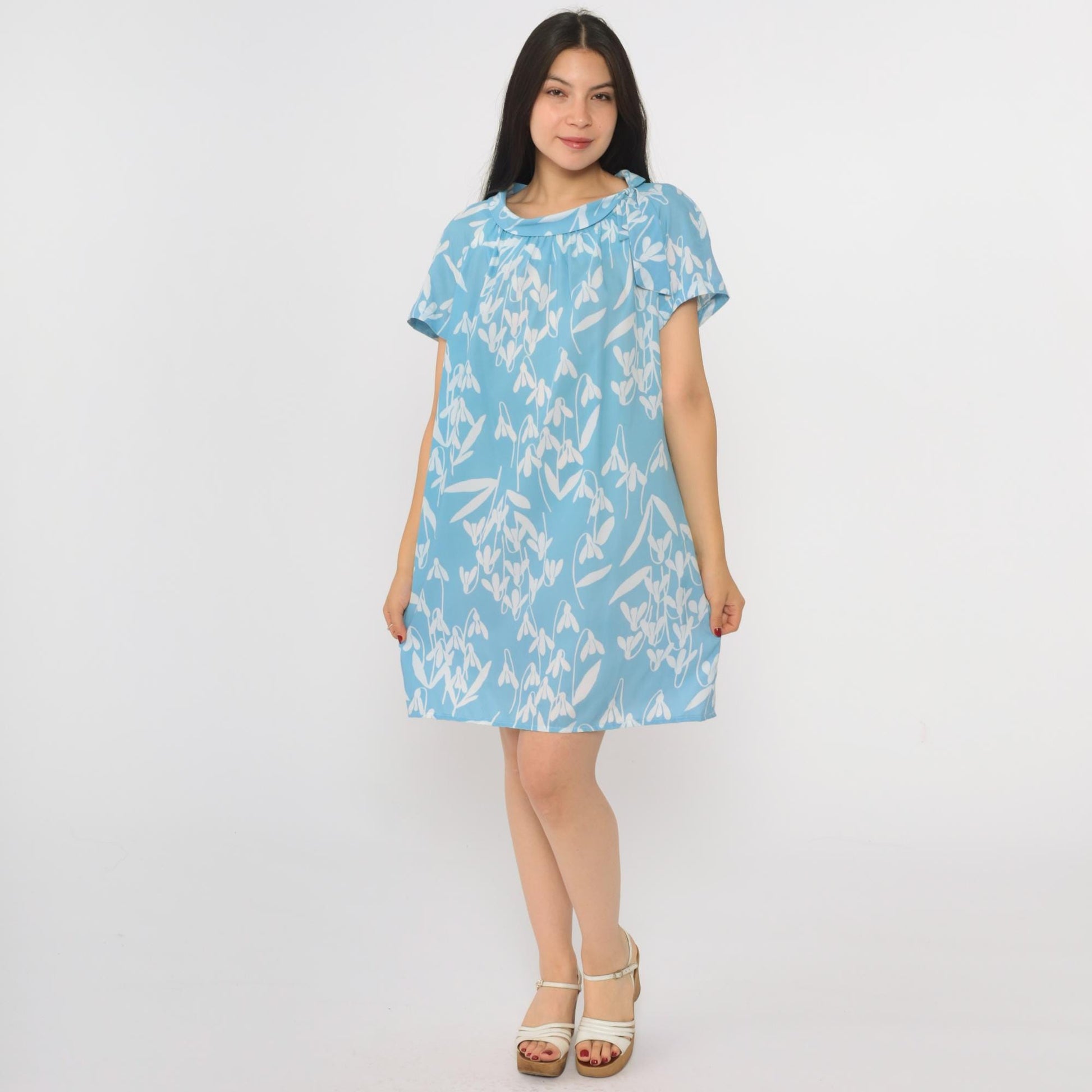 60s Blue Floral Shift Mini Dress Tie Collar Short Sleeve Medium M