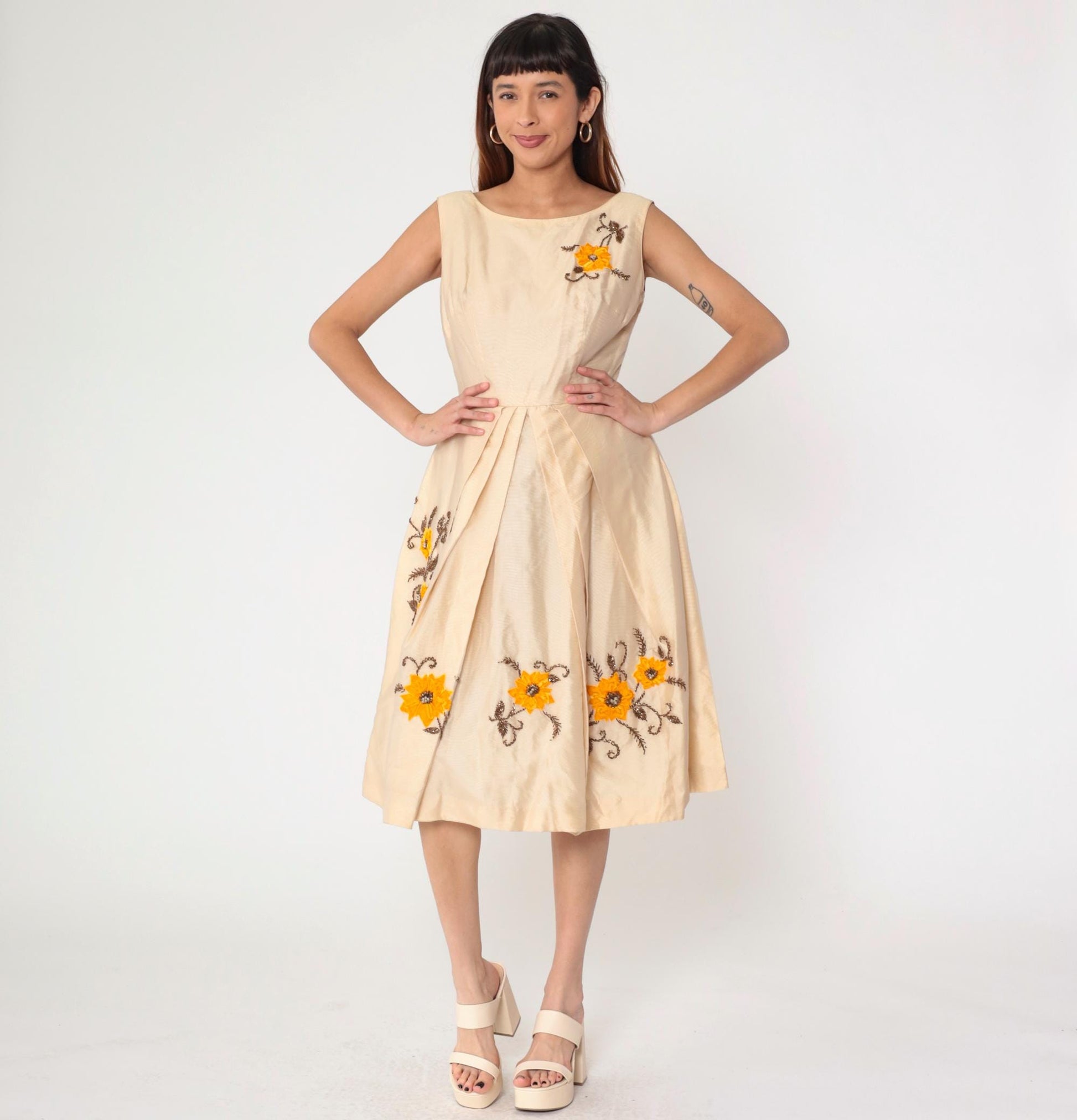 60s Cream Floral Beaded Midi Dress Velvet Appliqué High Waist Pleated Small