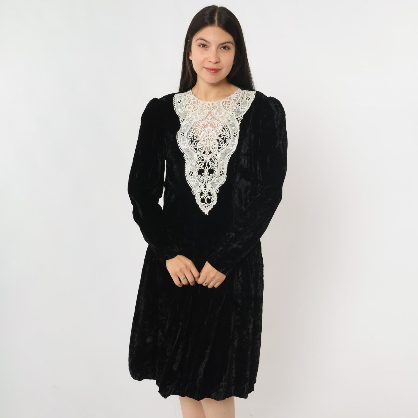 80s Black Velvet Midi Dress White Lace Basque Waist Puff Sleeve Medium