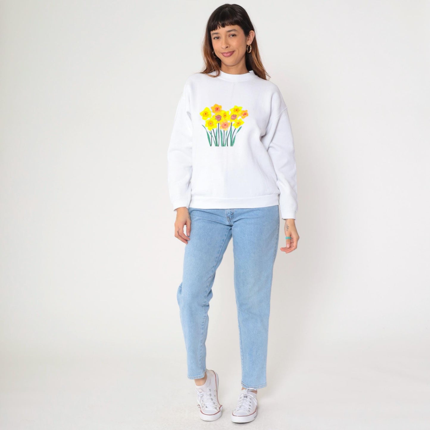 90s Tultex Floral Hand Painted Sweatshirt White Crewneck Medium M