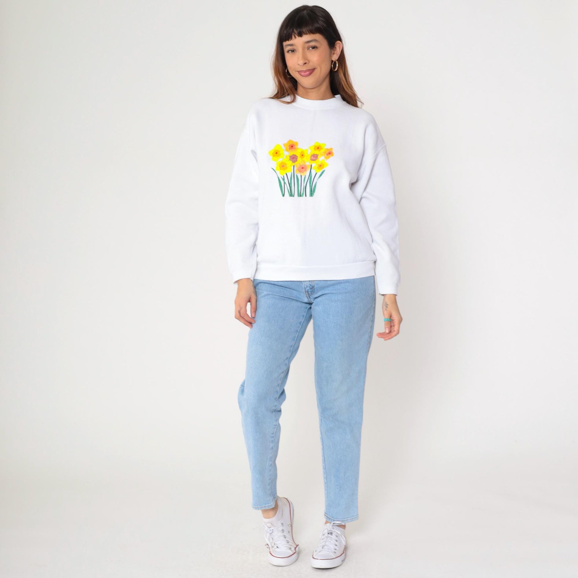 90s Tultex Floral Hand Painted Sweatshirt White Crewneck Medium M