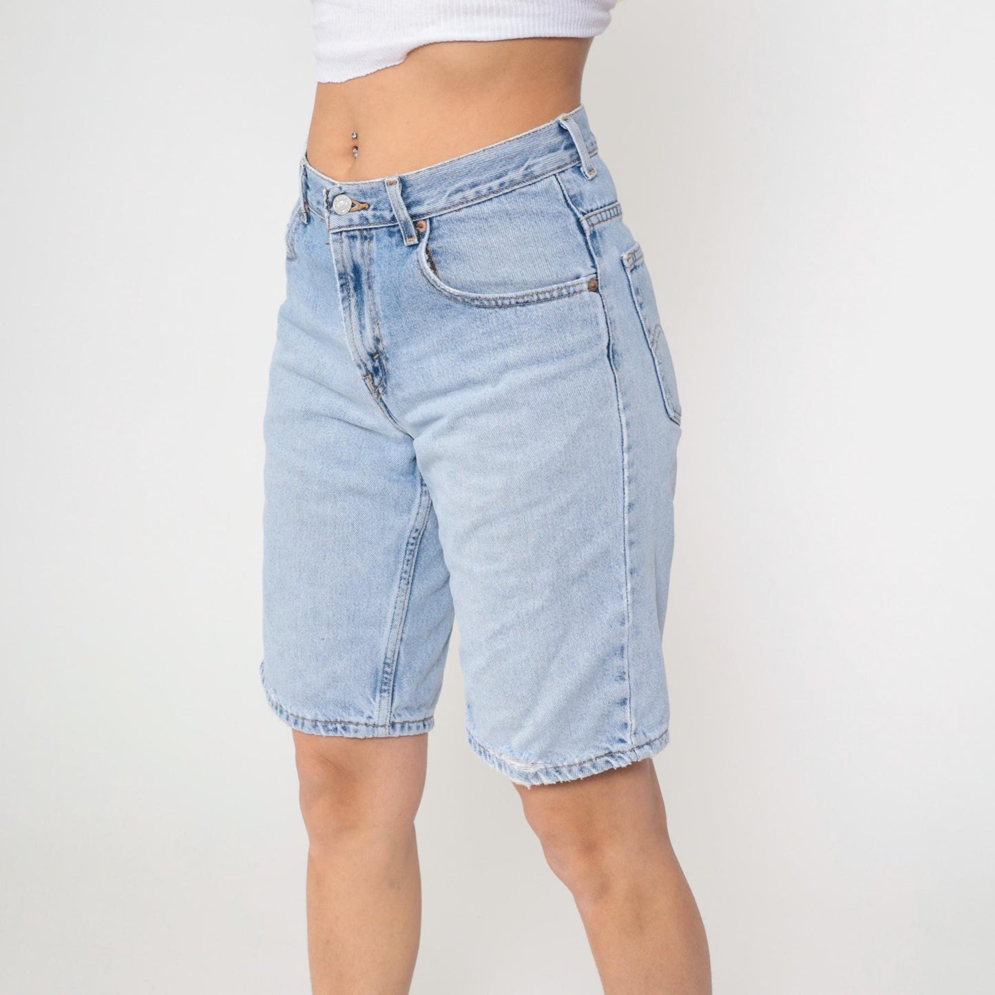 Y2K Levi's 569 High-Waisted Denim Shorts Blue Jean Small 28