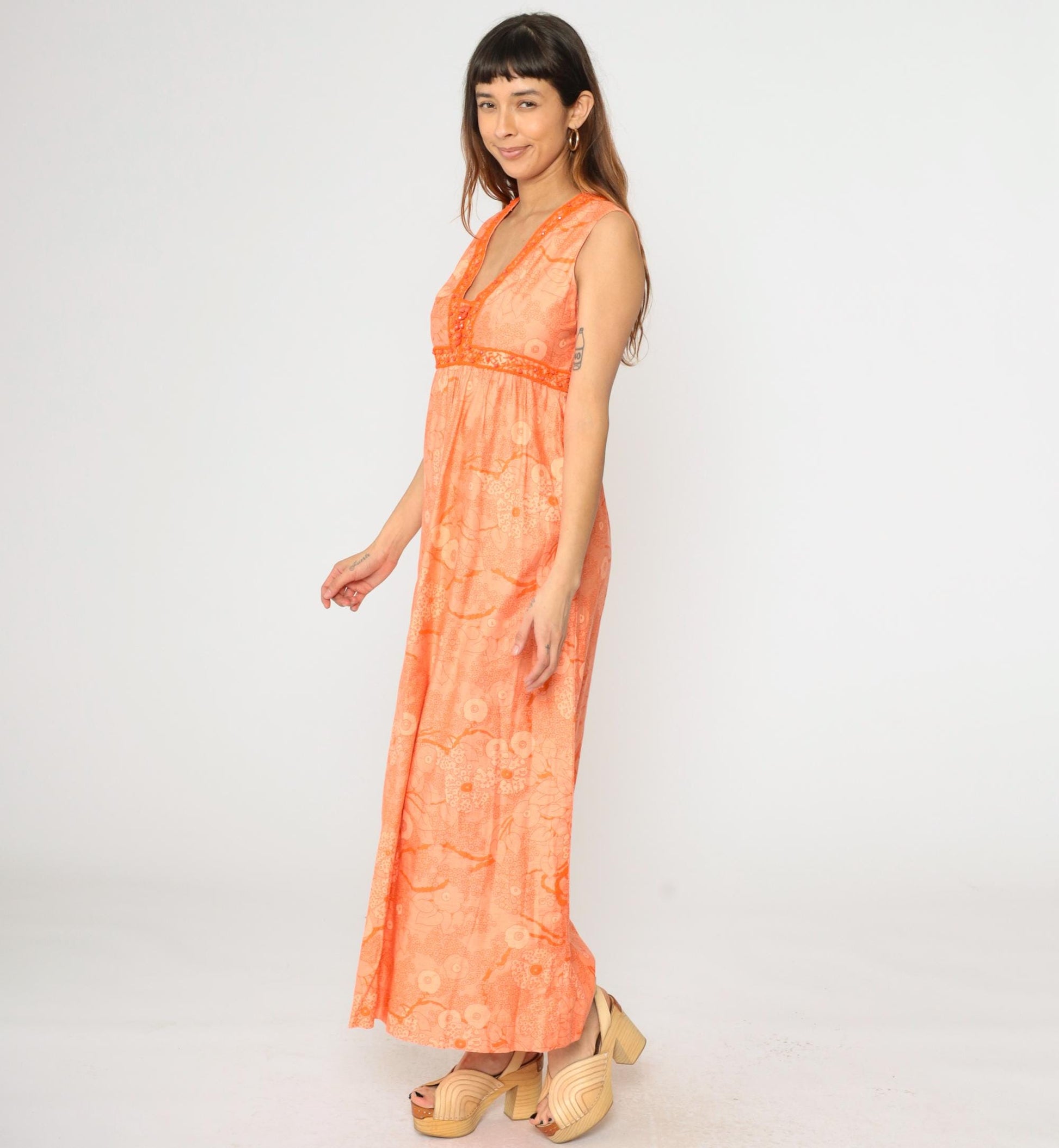 70s Orange Floral Beaded Maxi Dress Empire Waist V Neck Sleeveless Medium
