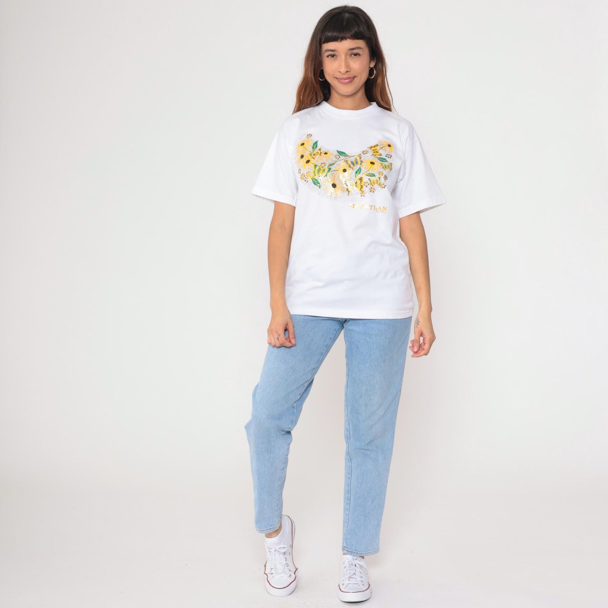 90s Mazatlan Mexico Graphic T-Shirt Metallic Floral Butterfly White Small