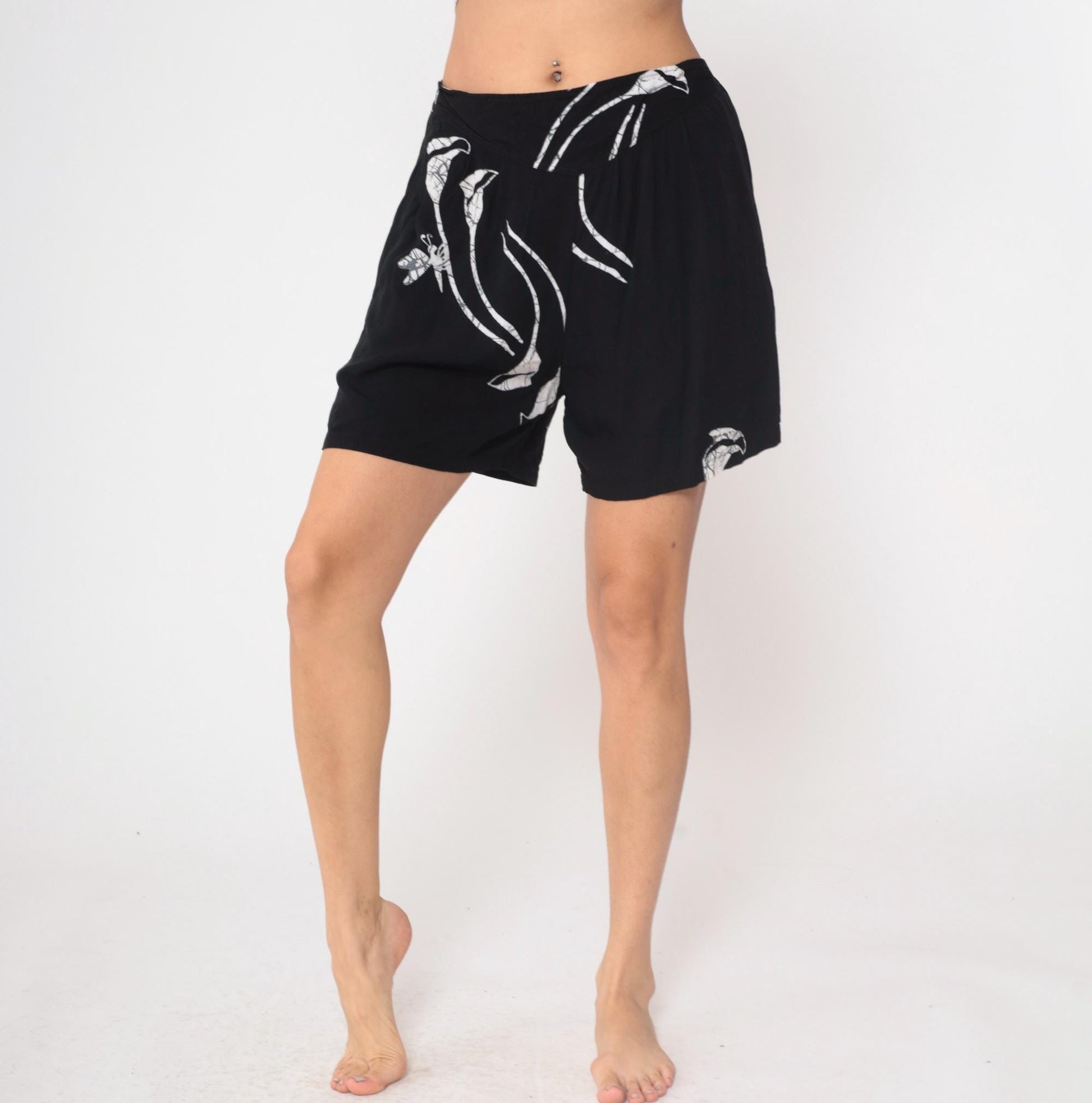 90s Tropical Tantrum Black Floral Rayon Shorts High Waist Large L