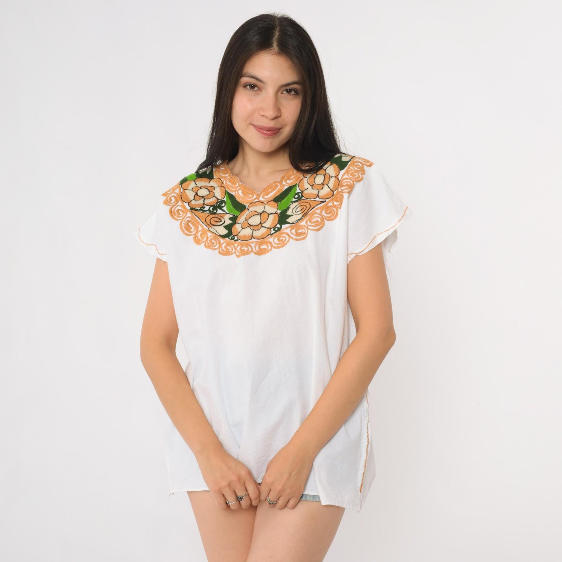 90s Mexican Embroidered Cotton Blouse White Floral Yoke Peasant Top Medium
