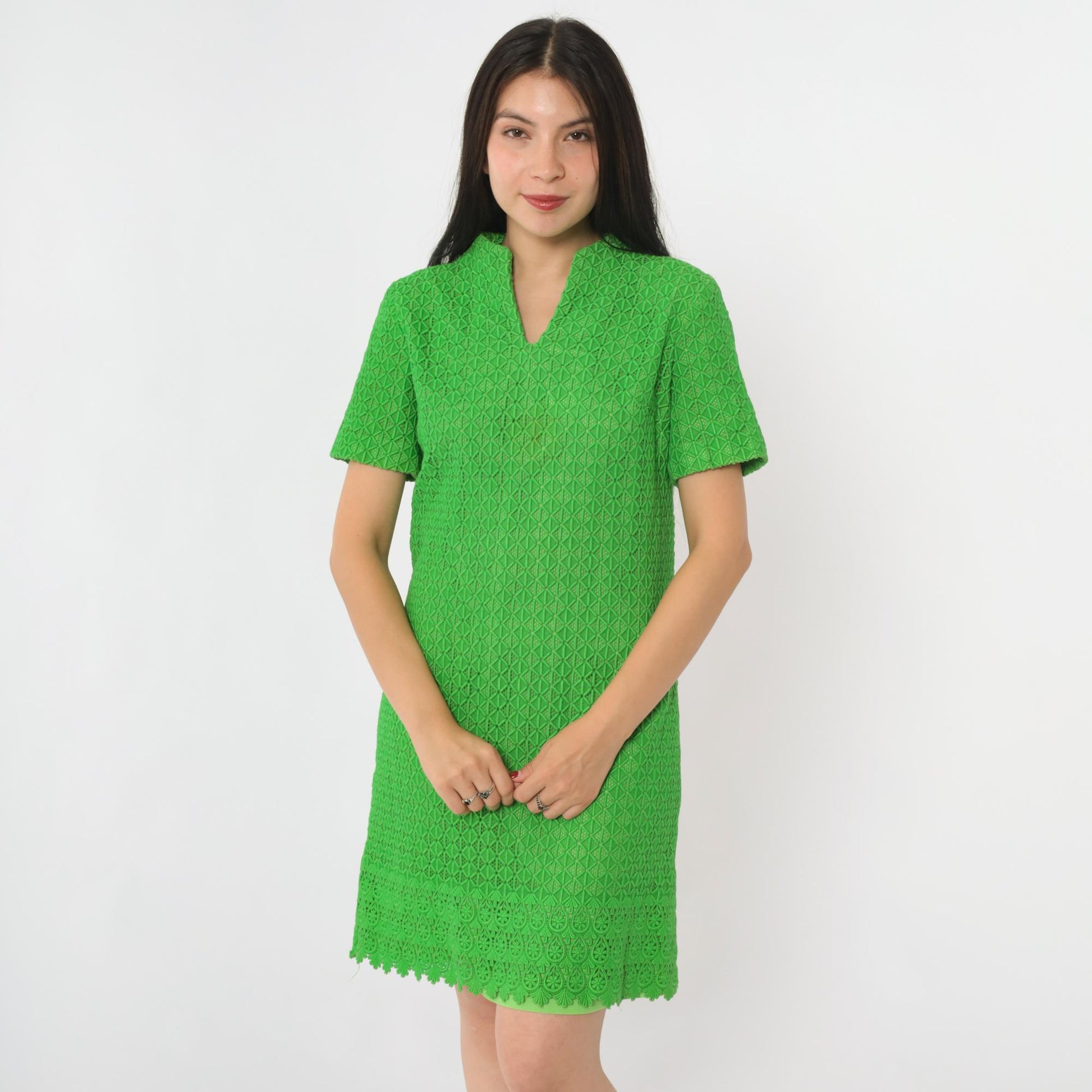 60s Green Guipure Lace Mod Mini Dress Geometric Embroidered V-Neck Small