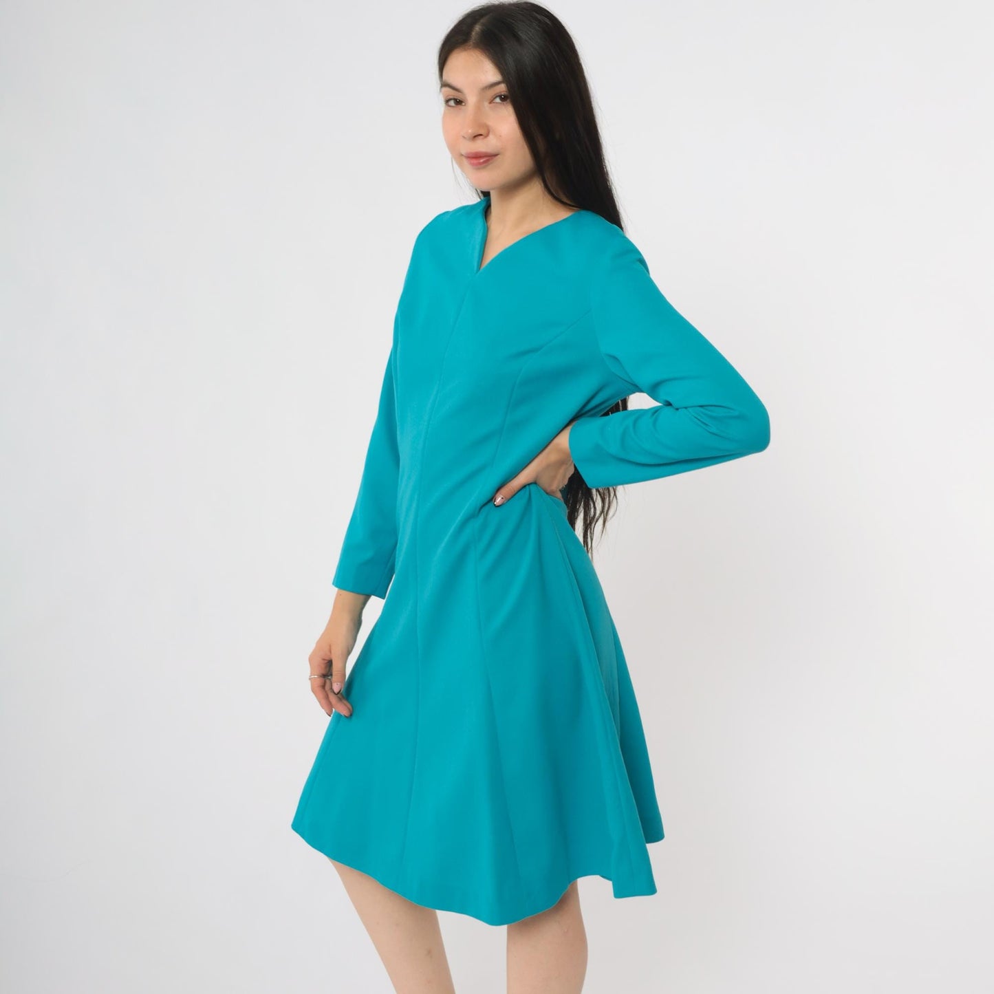 70s Turquoise Mod Mini Dress Long Sleeves V-Neck A-Line Shift Medium M