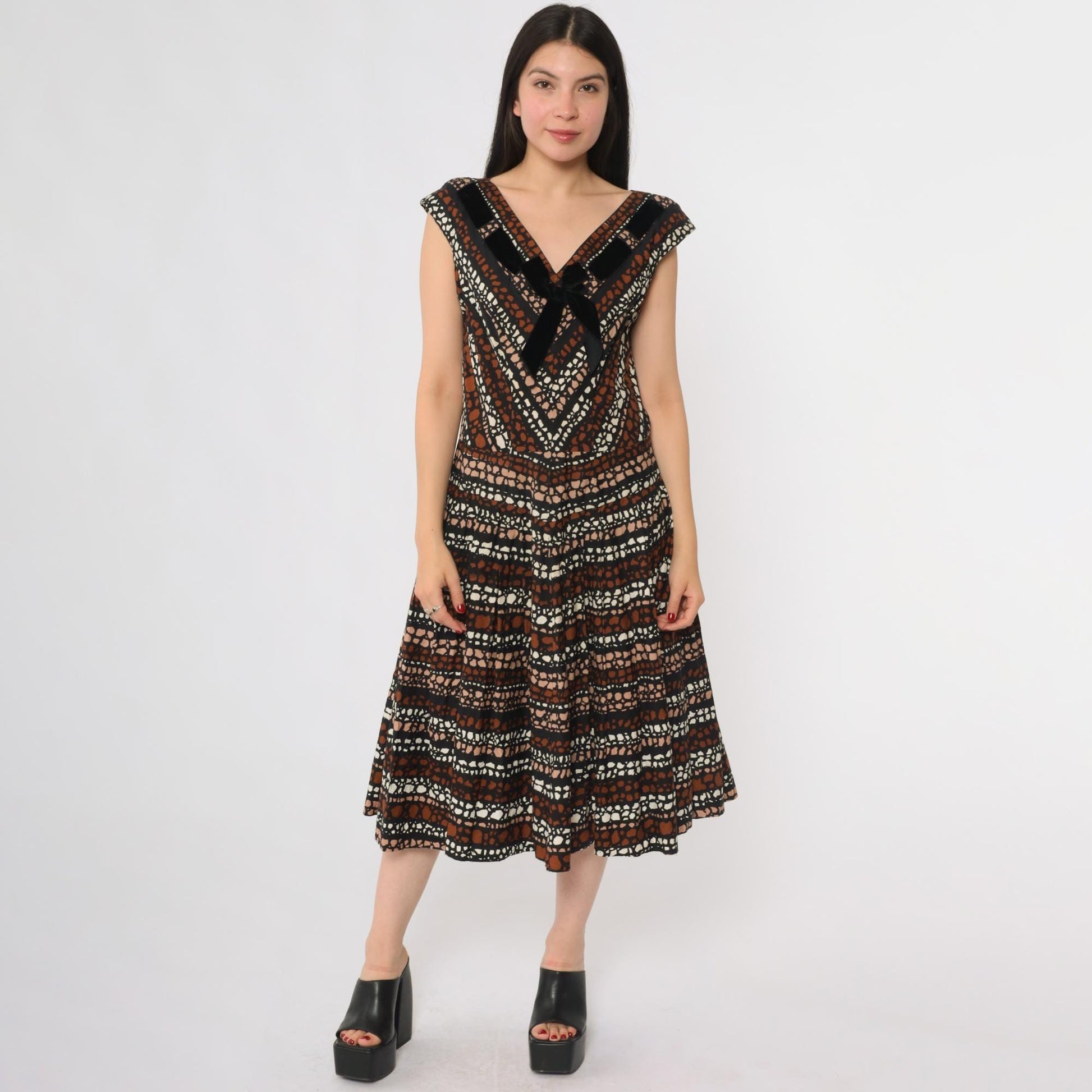 1950s Brown Geometric Print Midi Dress V-Neck Cap Sleeve Large