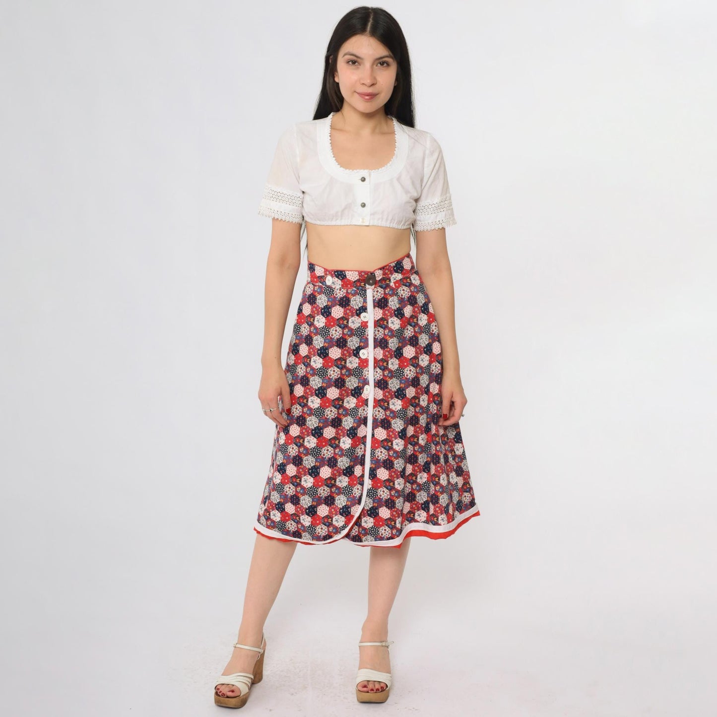 70s Patchwork Skirt Quilted Hexagon Floral Red White Blue A-Line Knee Medium