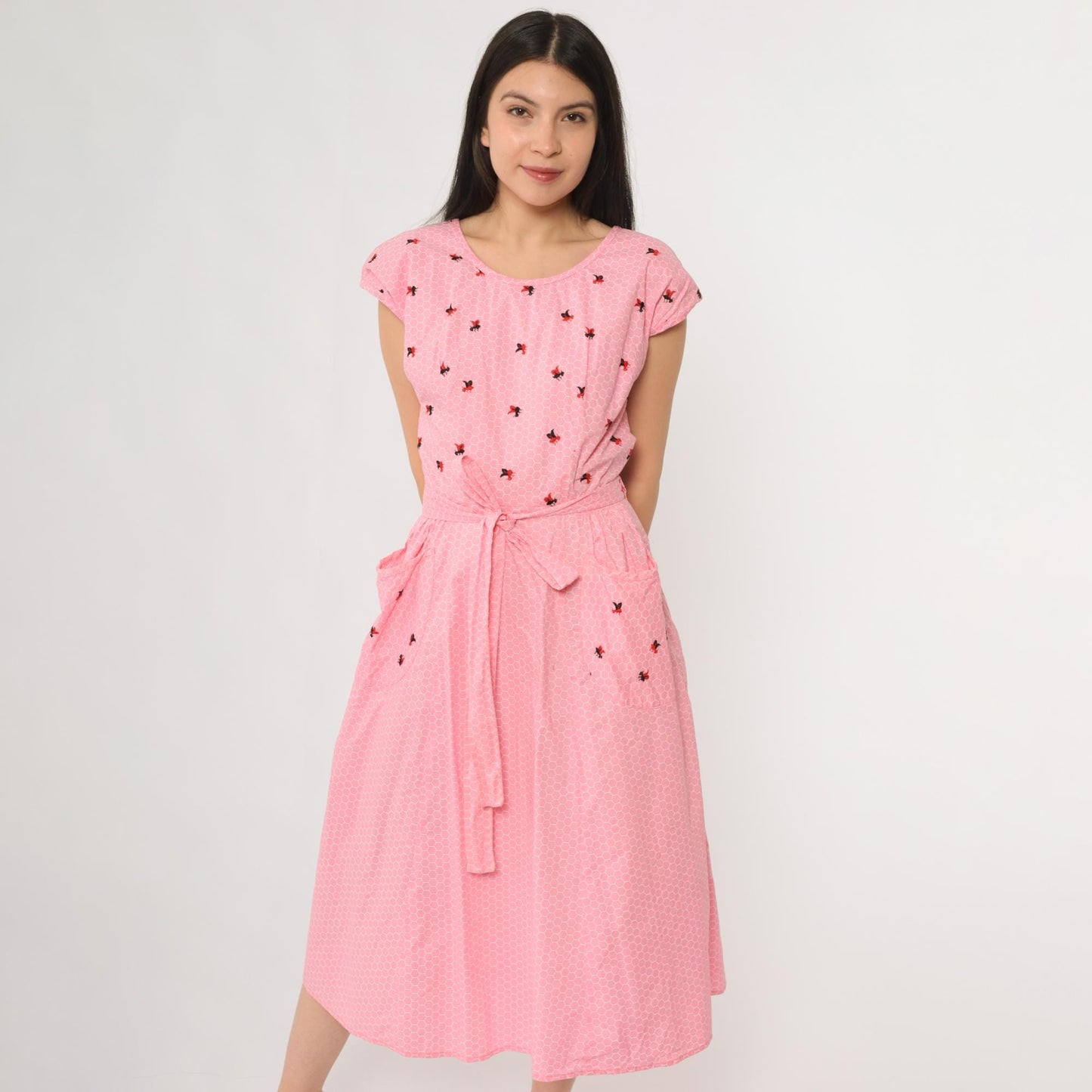 70s Bee Honeycomb Print Wrap Dress Pink Embroidered Cap Sleeve Midi Medium Large