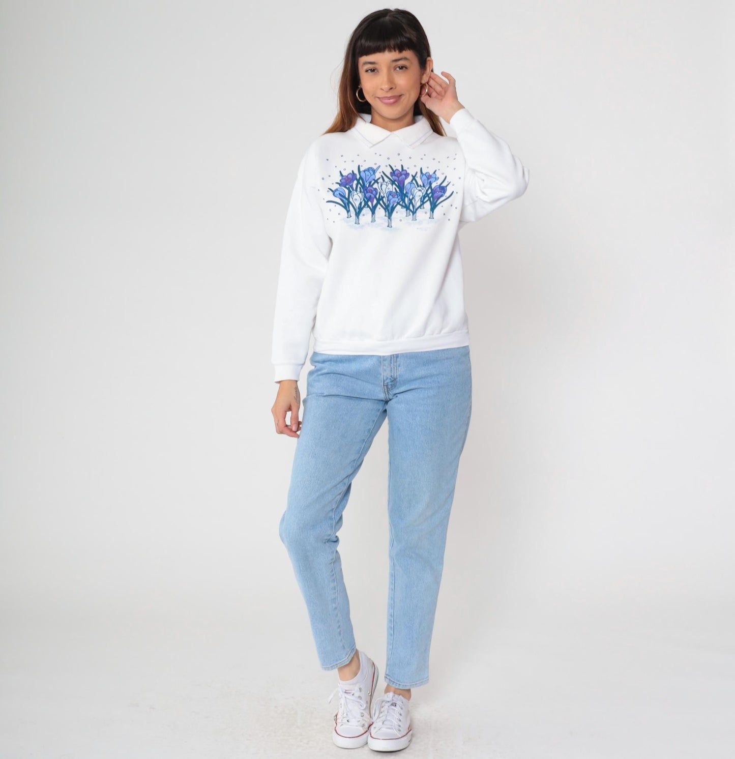 90s White Floral Puff Paint Collared Sweatshirt Medium M