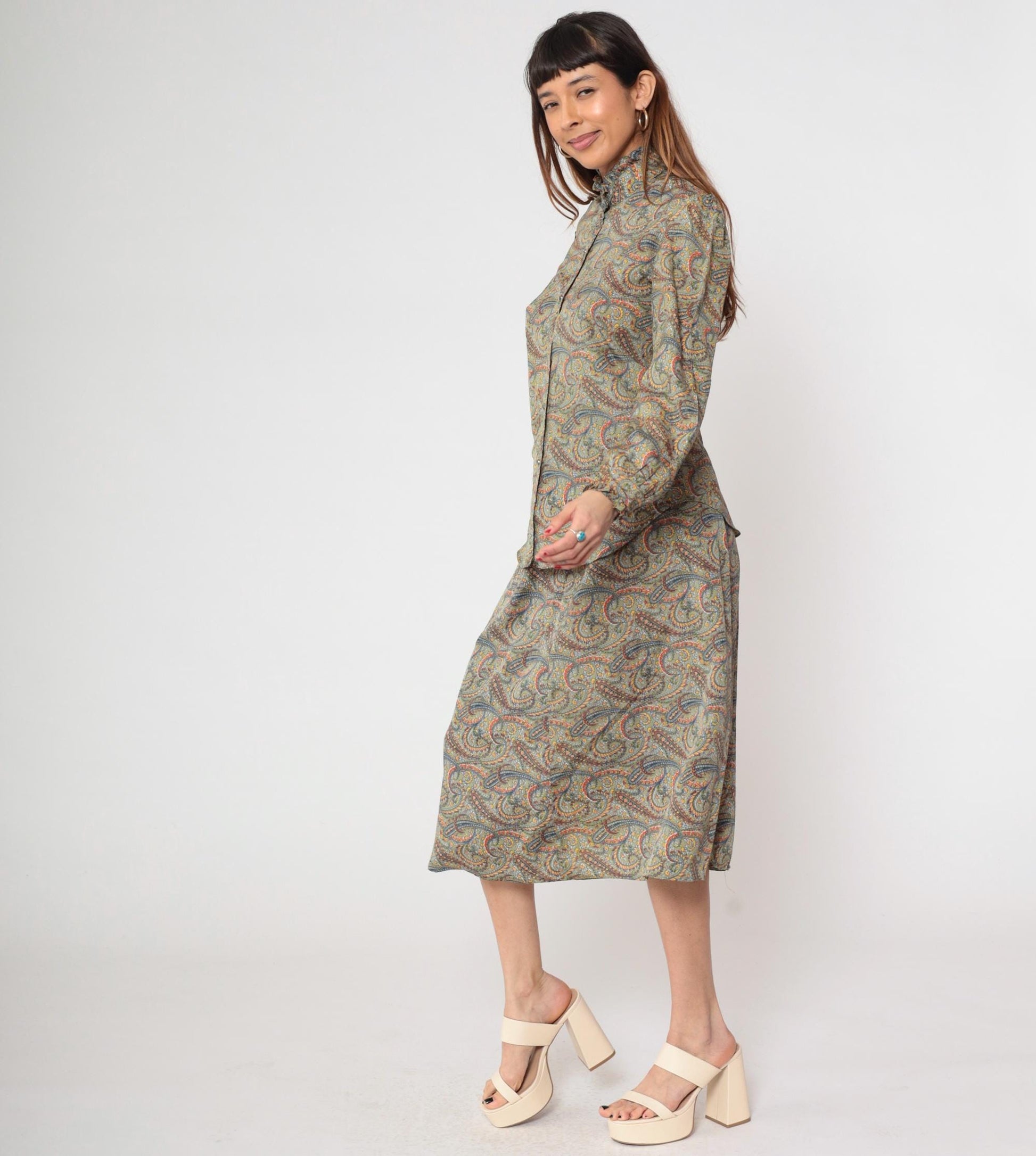 70s The Villager Paisley Two Piece Set Sage Green Blouse Midi Skirt Small