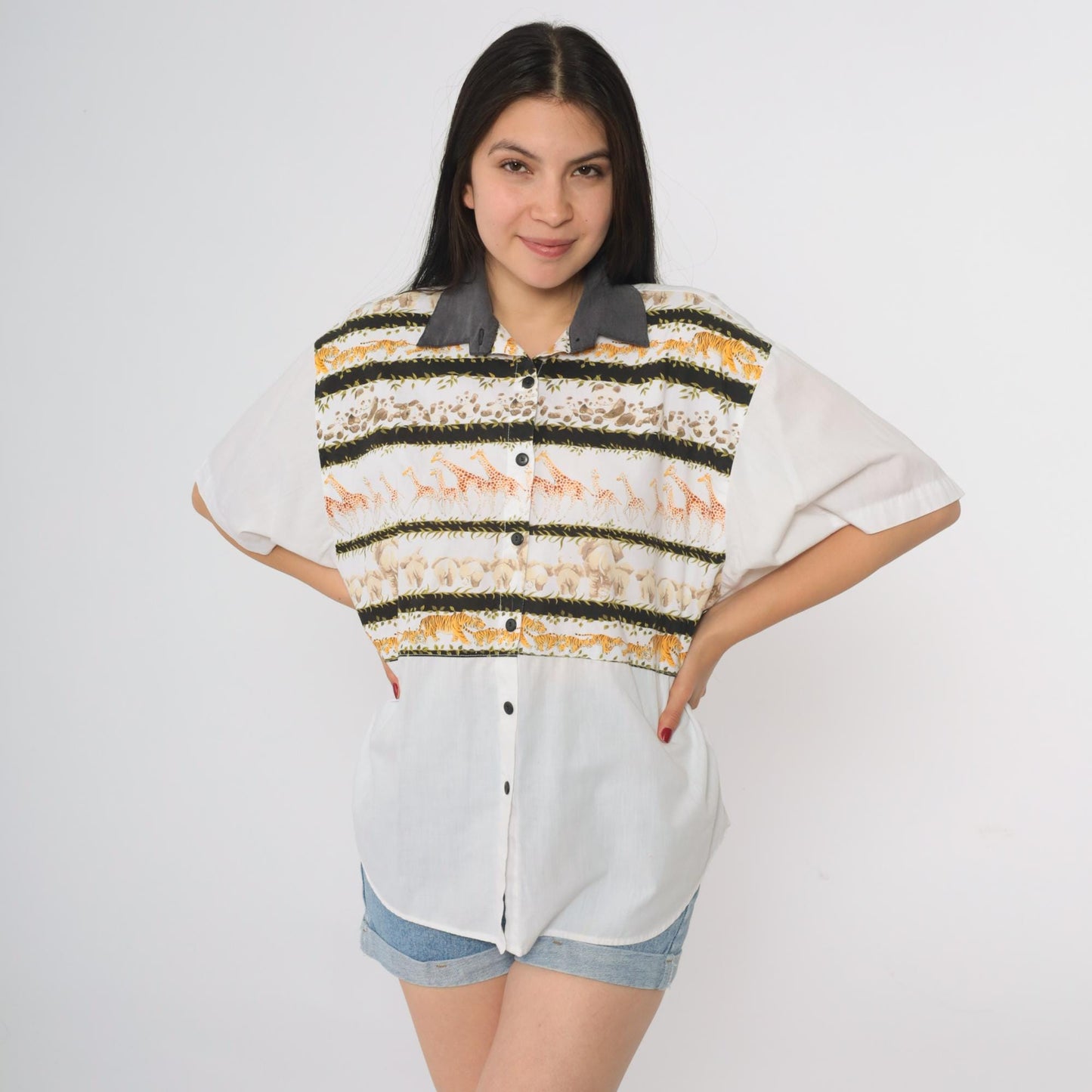 90s Tapestry Safari Animal Print Button-Up Blouse White Grey Collar Large
