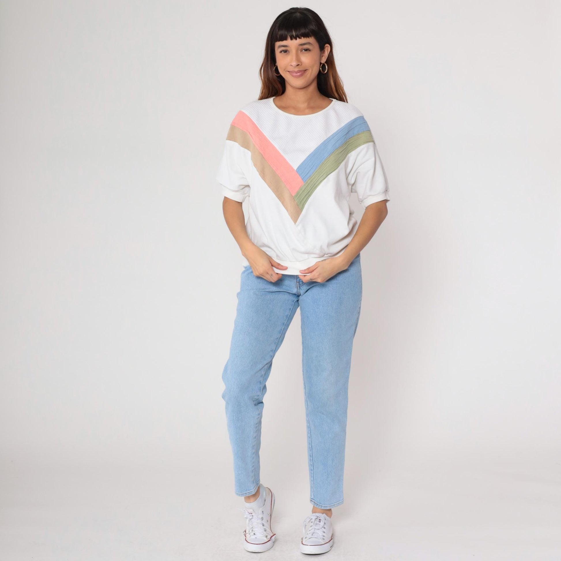 90s Pastel Chevron Colorblock Sweatshirt White Pink Blue Short Sleeve Medium