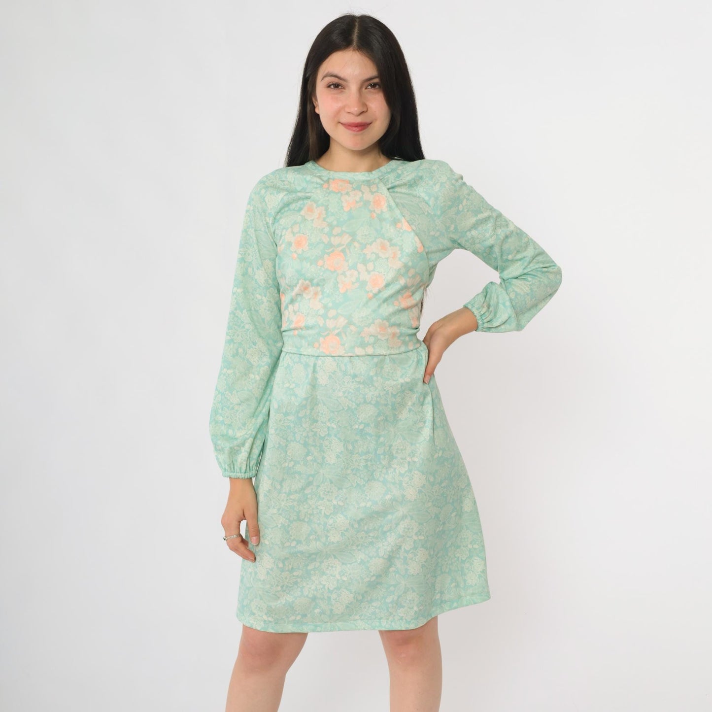 70s Pastel Green Floral Mini Dress Long Sleeve Tie-Back Medium
