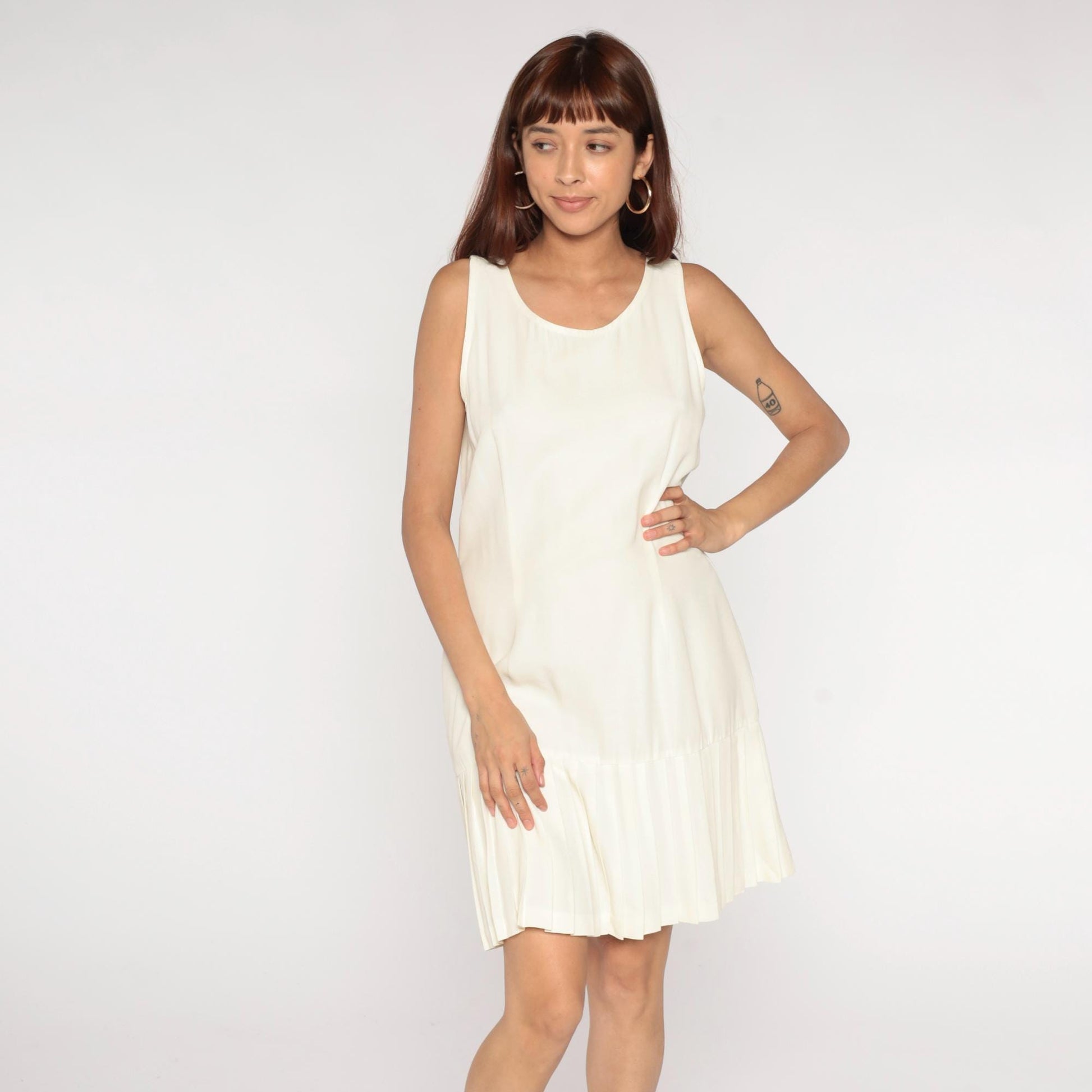 90s Ivory Sleeveless A-Line Dress Pleated Hem Drop Waist Scoop Neck Large