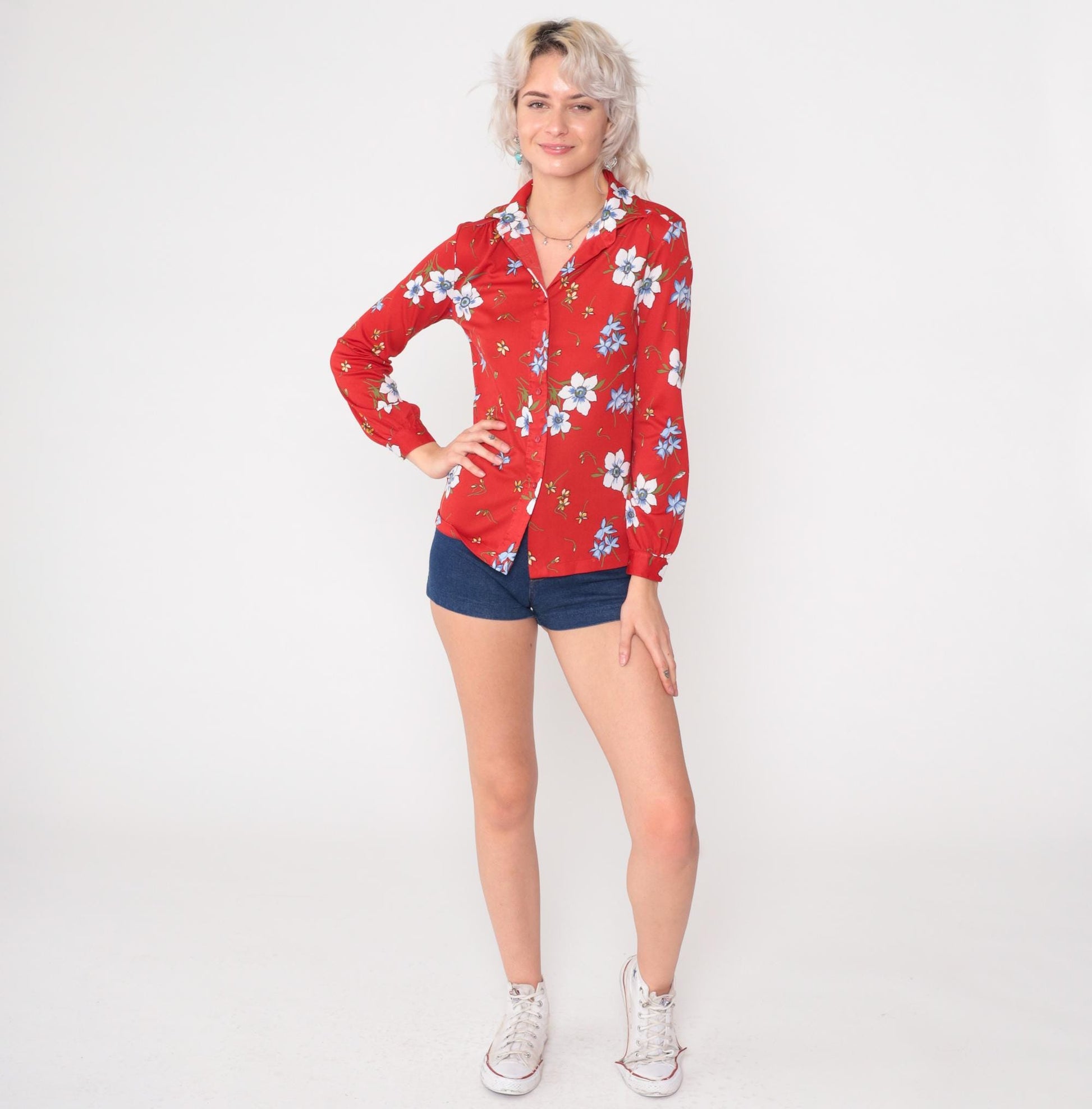 70s Red Floral Polyester Button-Up Blouse White Blue Poppy Print Small
