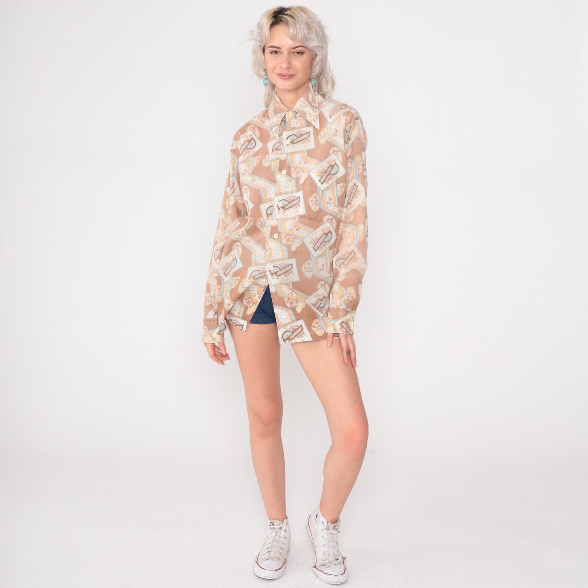70s Garden Scene Button Down Blouse Peach Novelty Print Long Sleeve Medium