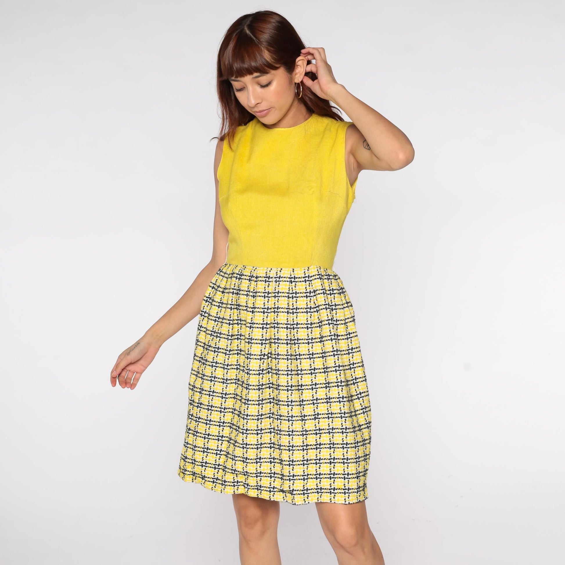 60s Yellow Plaid Mod Mini Dress Colorblock Black White Crew Neck Small
