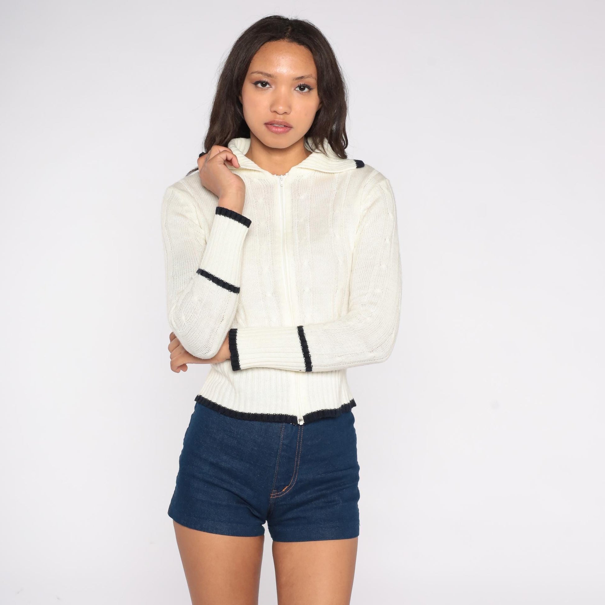 70s White Cable Knit Zip Cardigan Black Trim Collared Small
