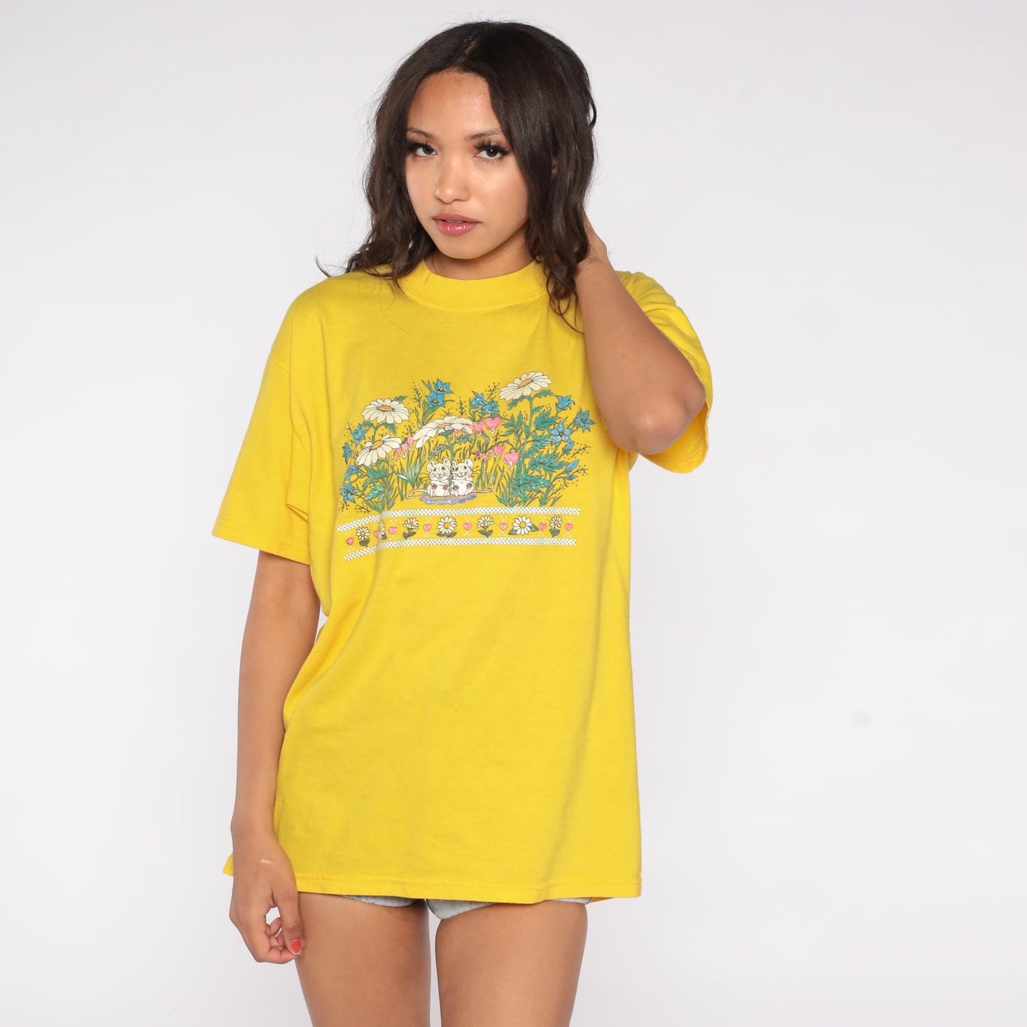 90s Gildan Yellow Mouse Daisy Floral Graphic T-Shirt Large L