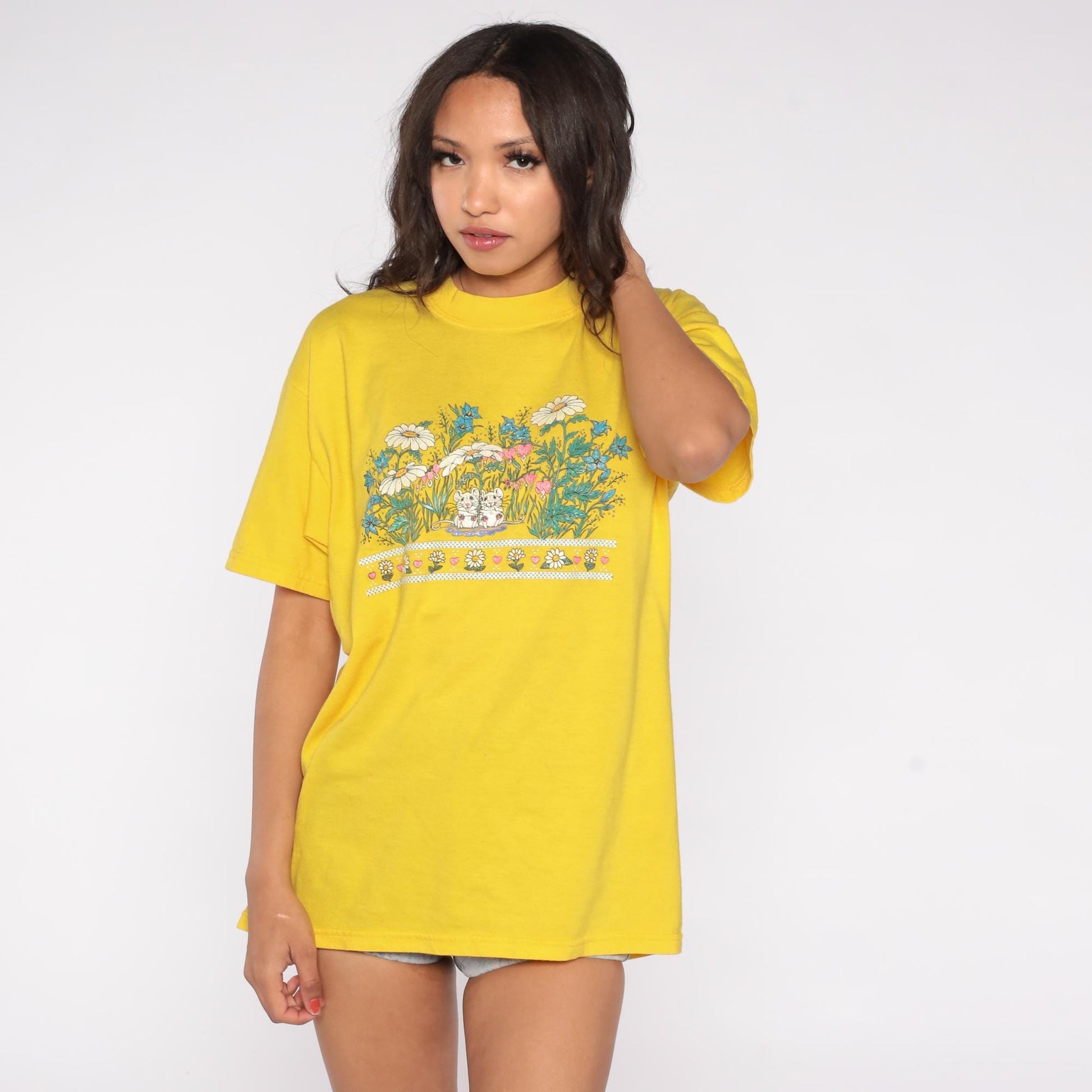 90s Gildan Yellow Mouse Daisy Floral Graphic T-Shirt Large L