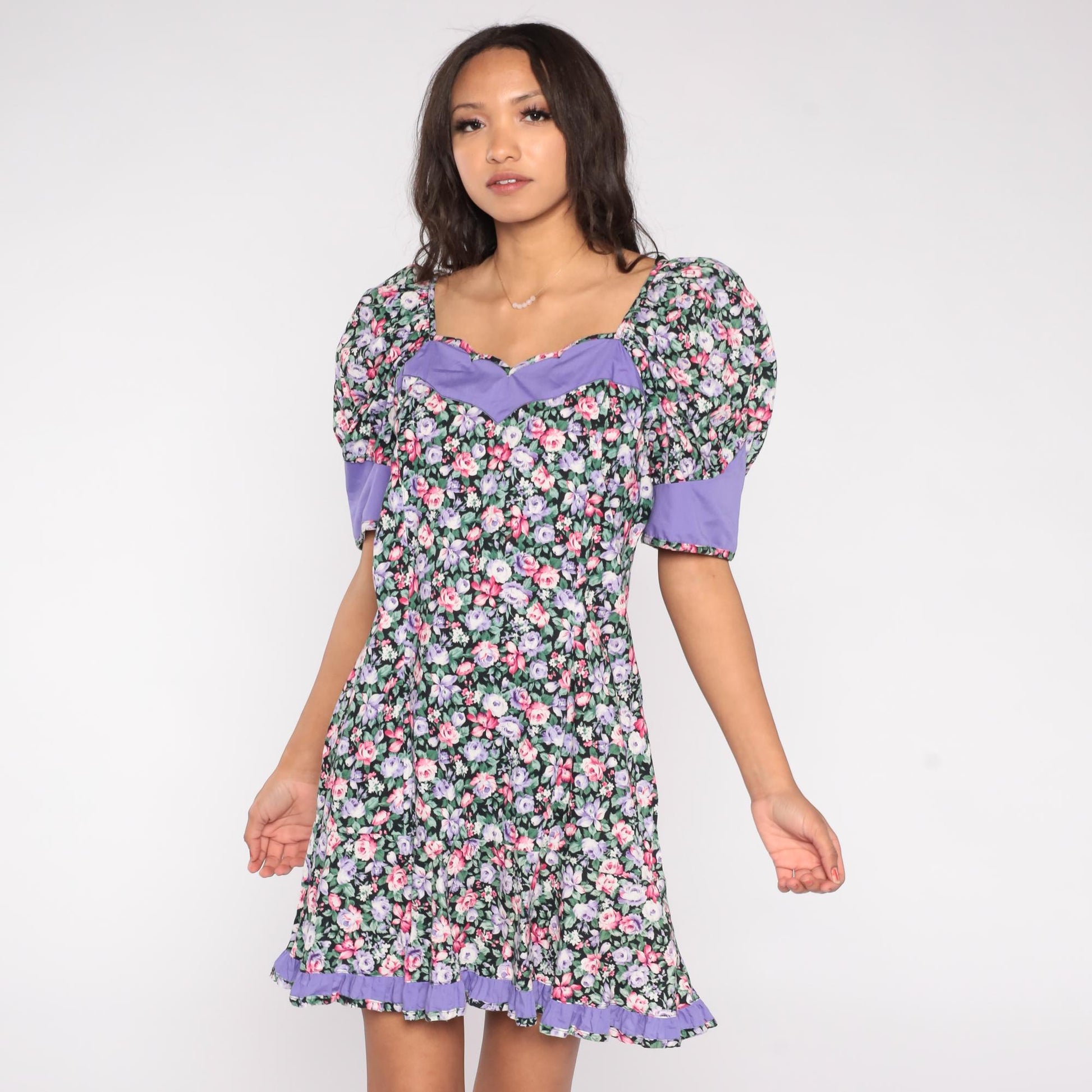 90s Floral Mini Dress Puff Sleeve Sweetheart Neckline Lilac Trim Cotton Large