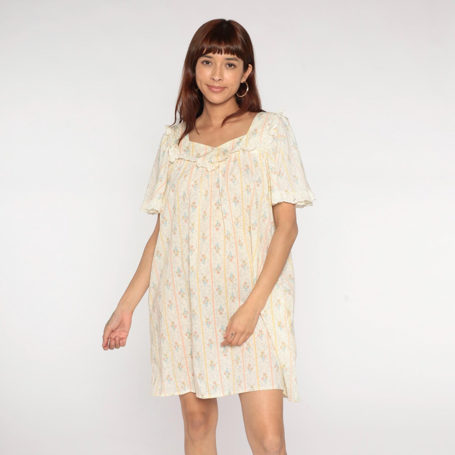 70s Kamehameha Hawaiian Mini Dress Cream Floral Empire Waist Eyelet Ruffle Large