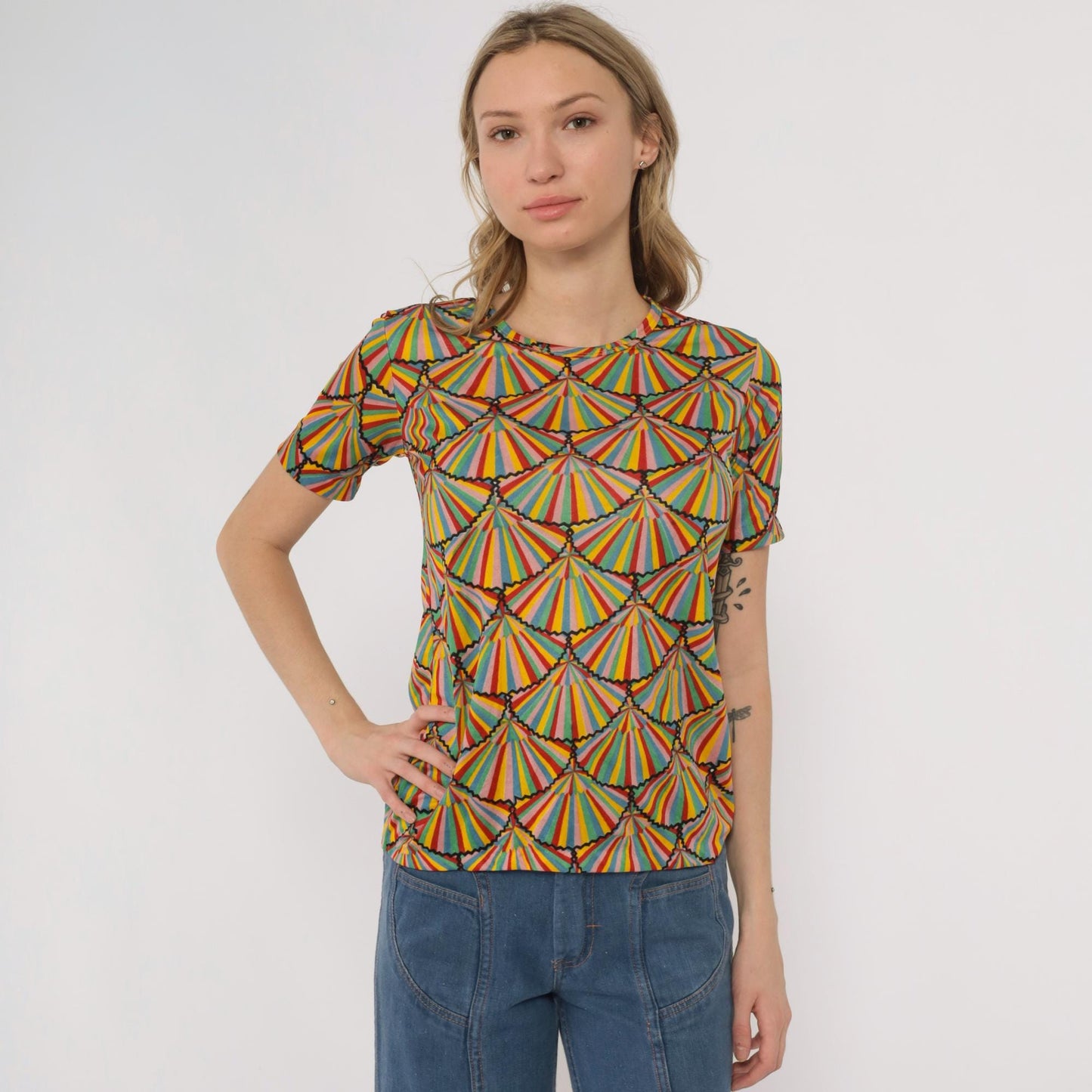 70s Helen Sue Rainbow Geometric Fan Print Nylon Tee Crew Neck Medium