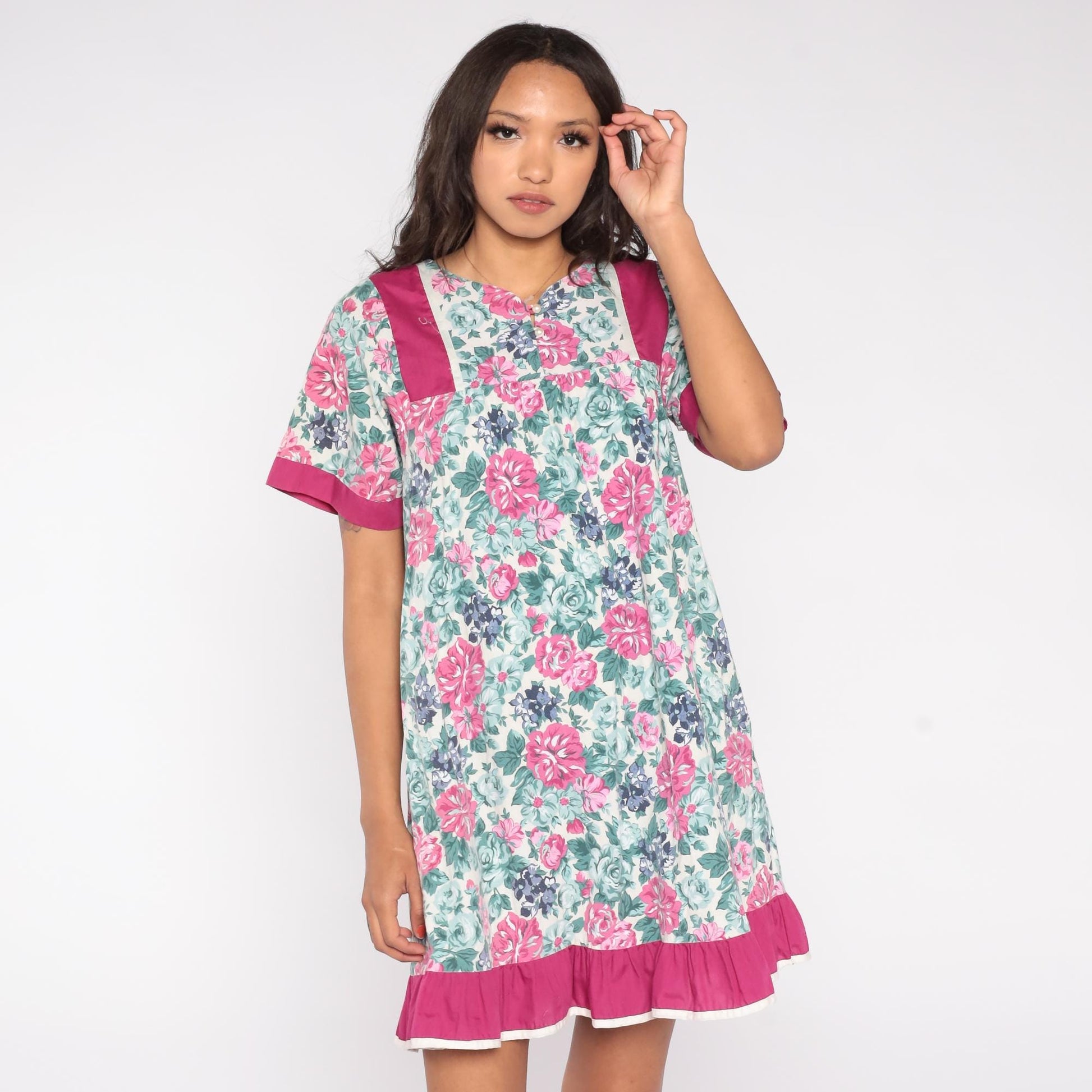 80s Floral Mini Dress Pink Rose Navy Flowers Fuchsia Trim Keyhole Medium