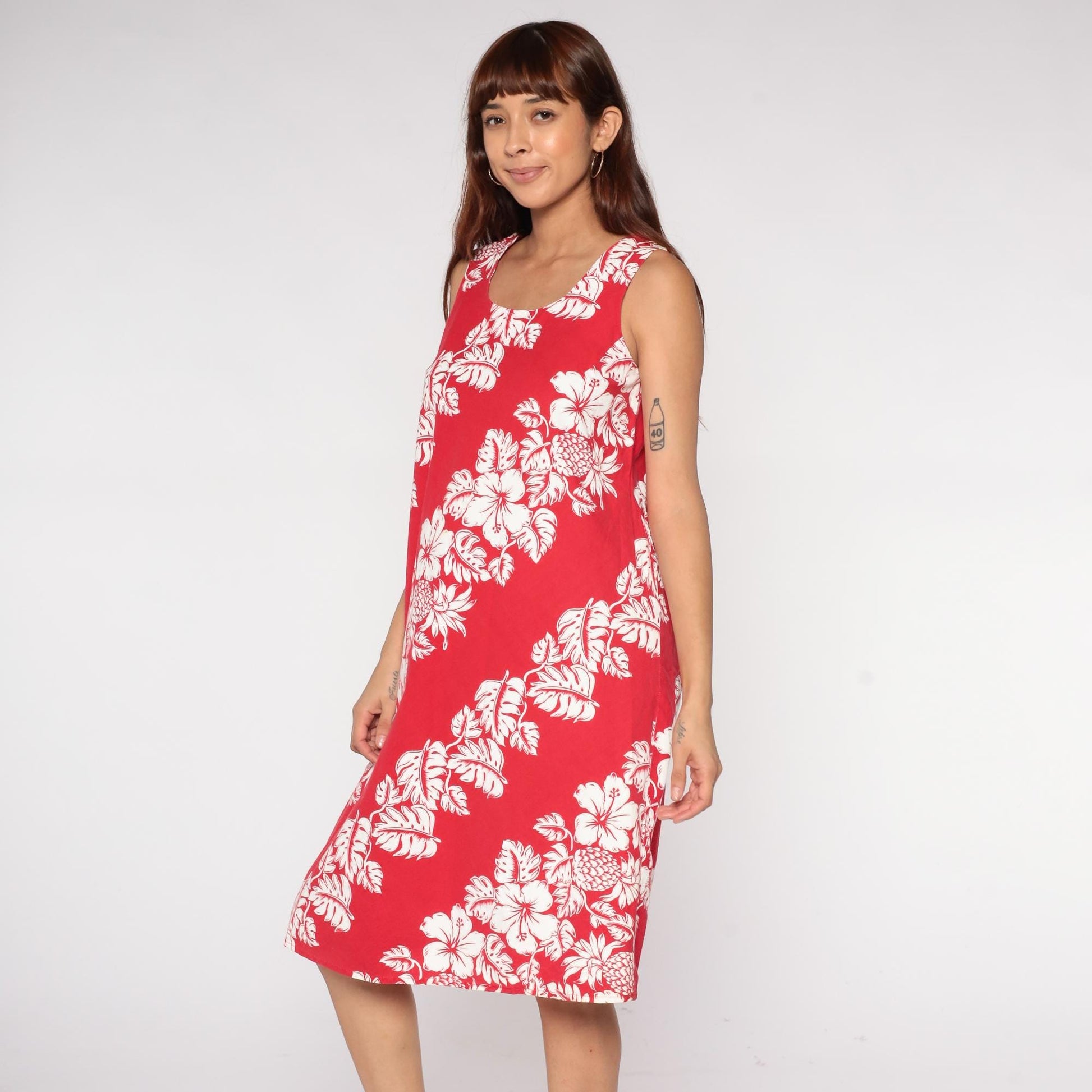 90s Hawaiian Dress Red Tropical Hibiscus Pineapple Print Sleeveless Knee-Length Medium M