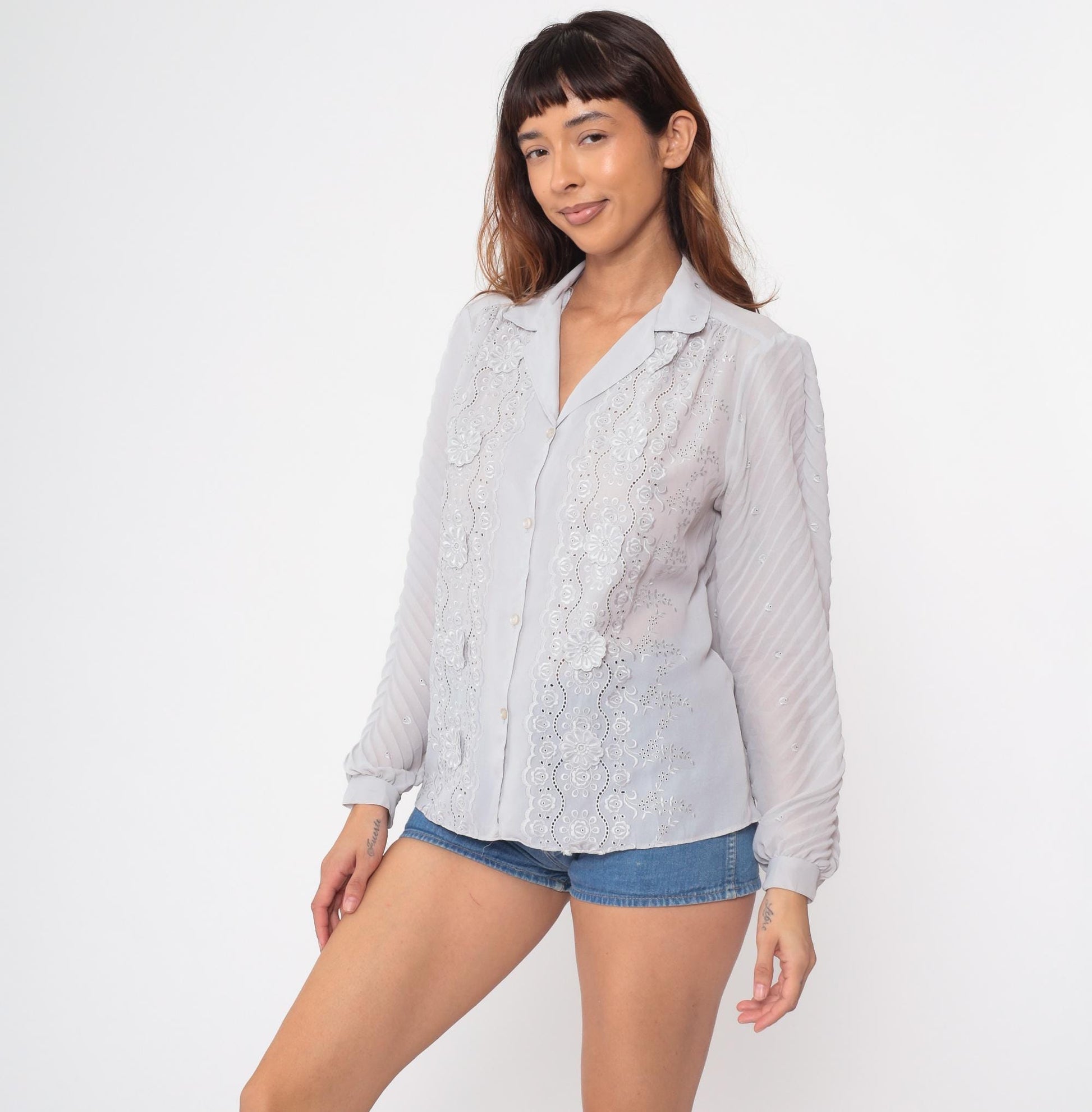 70s Diamonds of California Eyelet Blouse Grey Floral Cutout Long Sleeve Medium