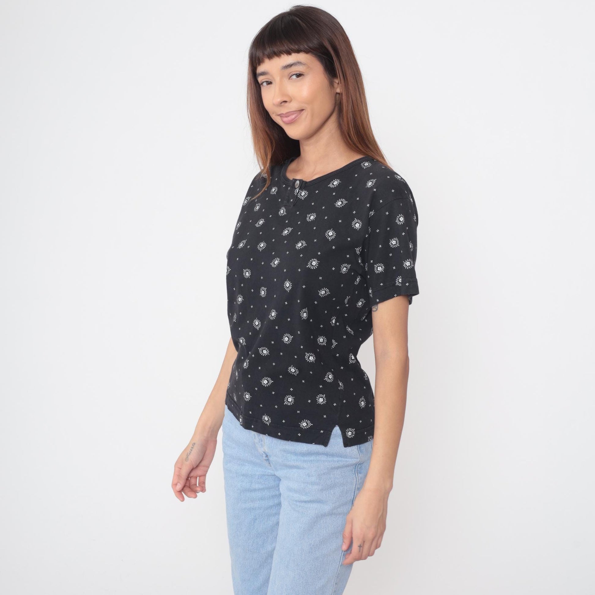 90s Liz Sport Floral Henley Top Black White Flowers Butterflies Small