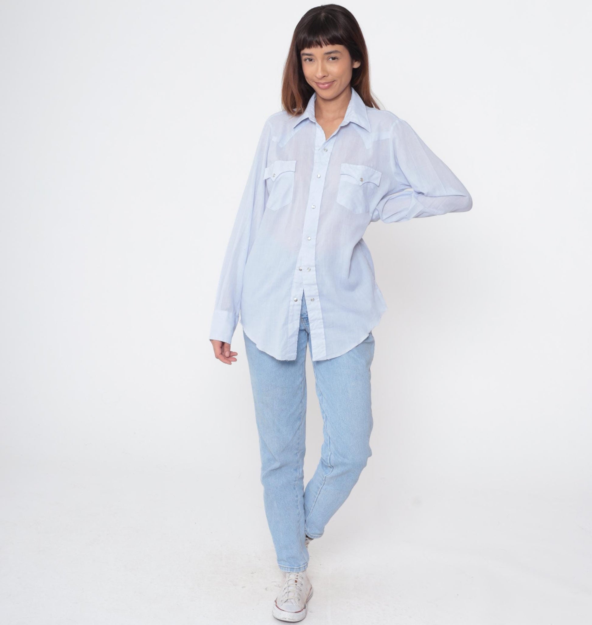 80s Western Fashions Light Blue Chambray Pearl Snap Shirt Medium