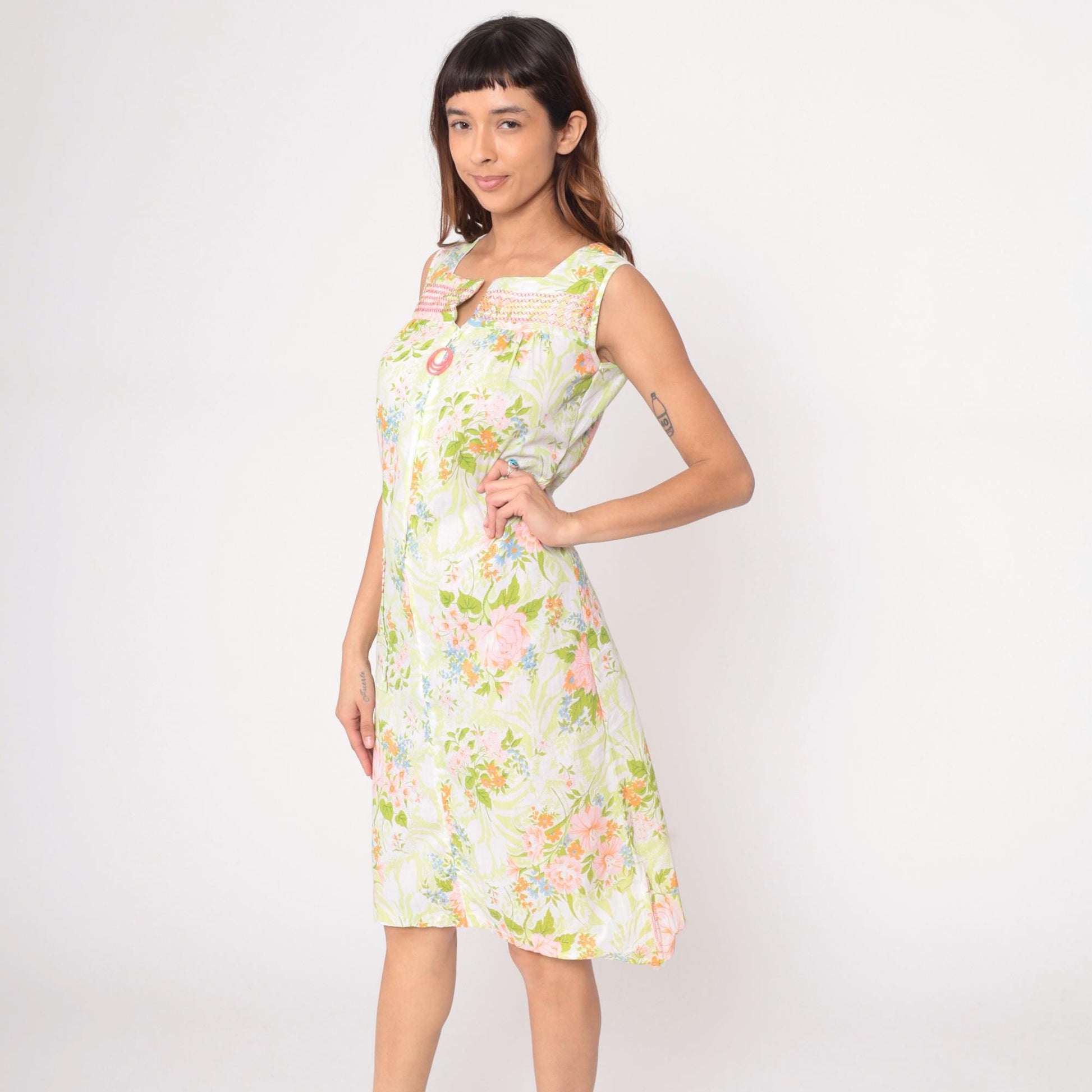 70s JC Penney Floral Maxi Dress Square Neck Smocked Yoke White Extra Small XS