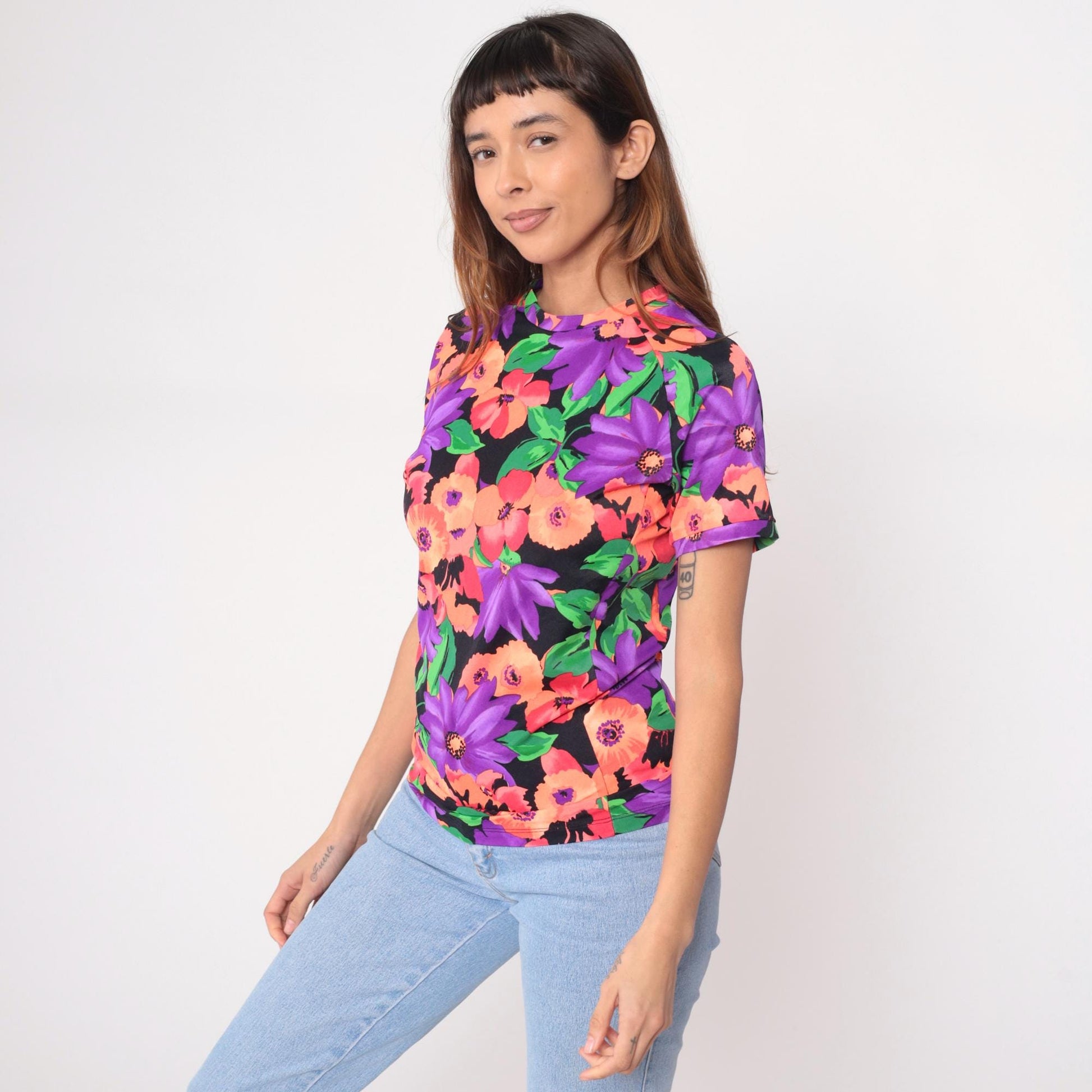 90s Floral T-Shirt Purple Orange Green Black Watercolor Print Fitted Small
