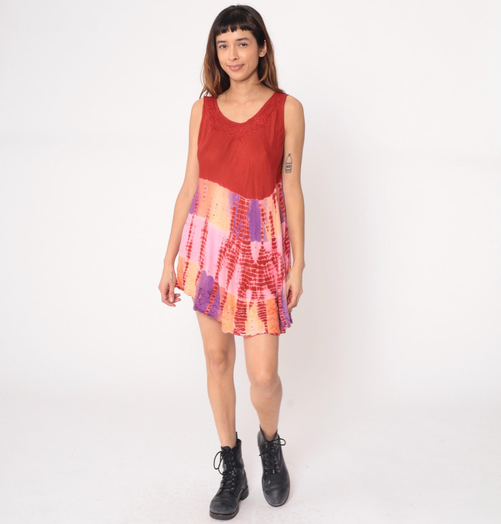 Y2K Tie Dye Mini Dress Red Pink Purple V Neck Sleeveless Medium