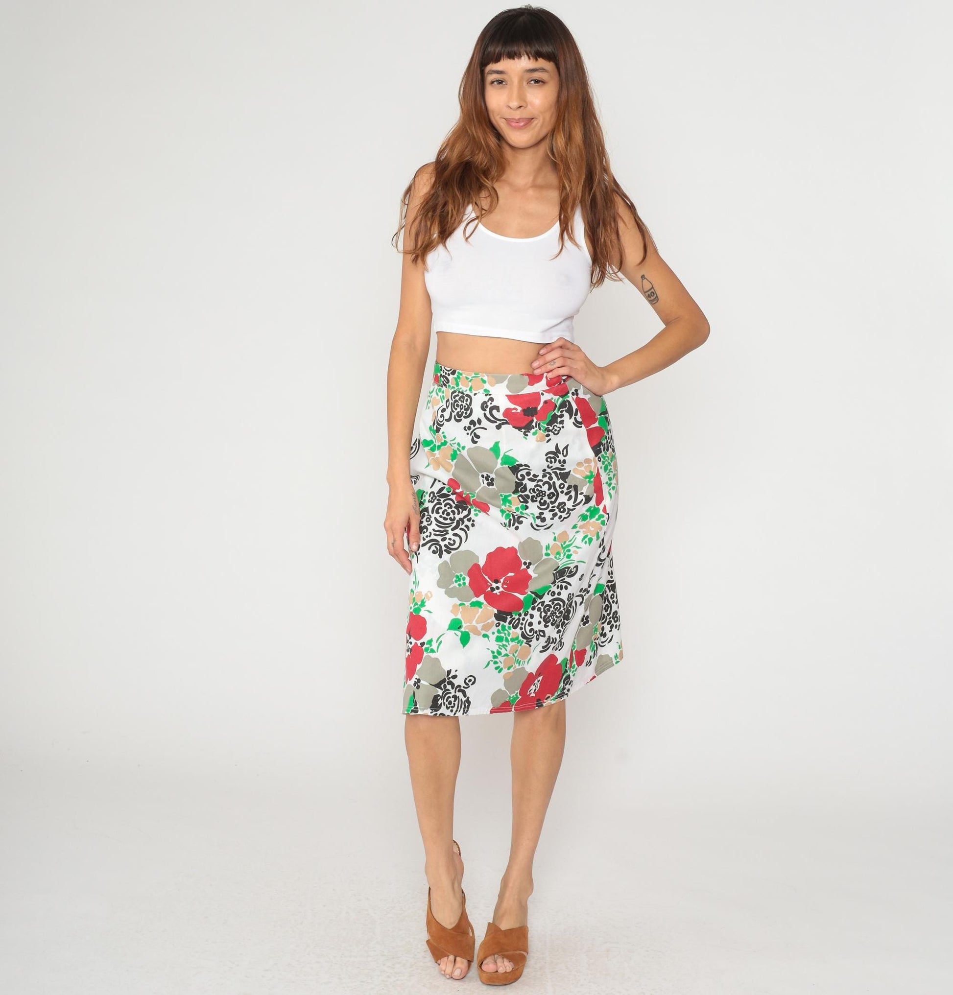80s Floral Wrap Skirt Red White Black Green Knee-Length Tie Waist Medium