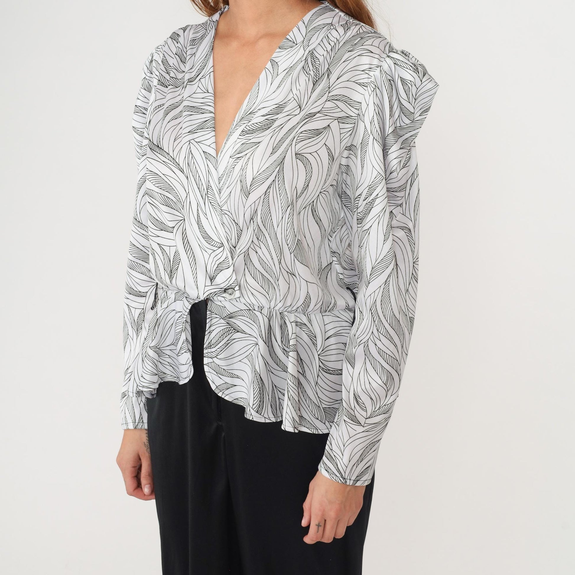 80s Wave Print Peplum Blouse Shoulder Pads V-Neck White Black Medium