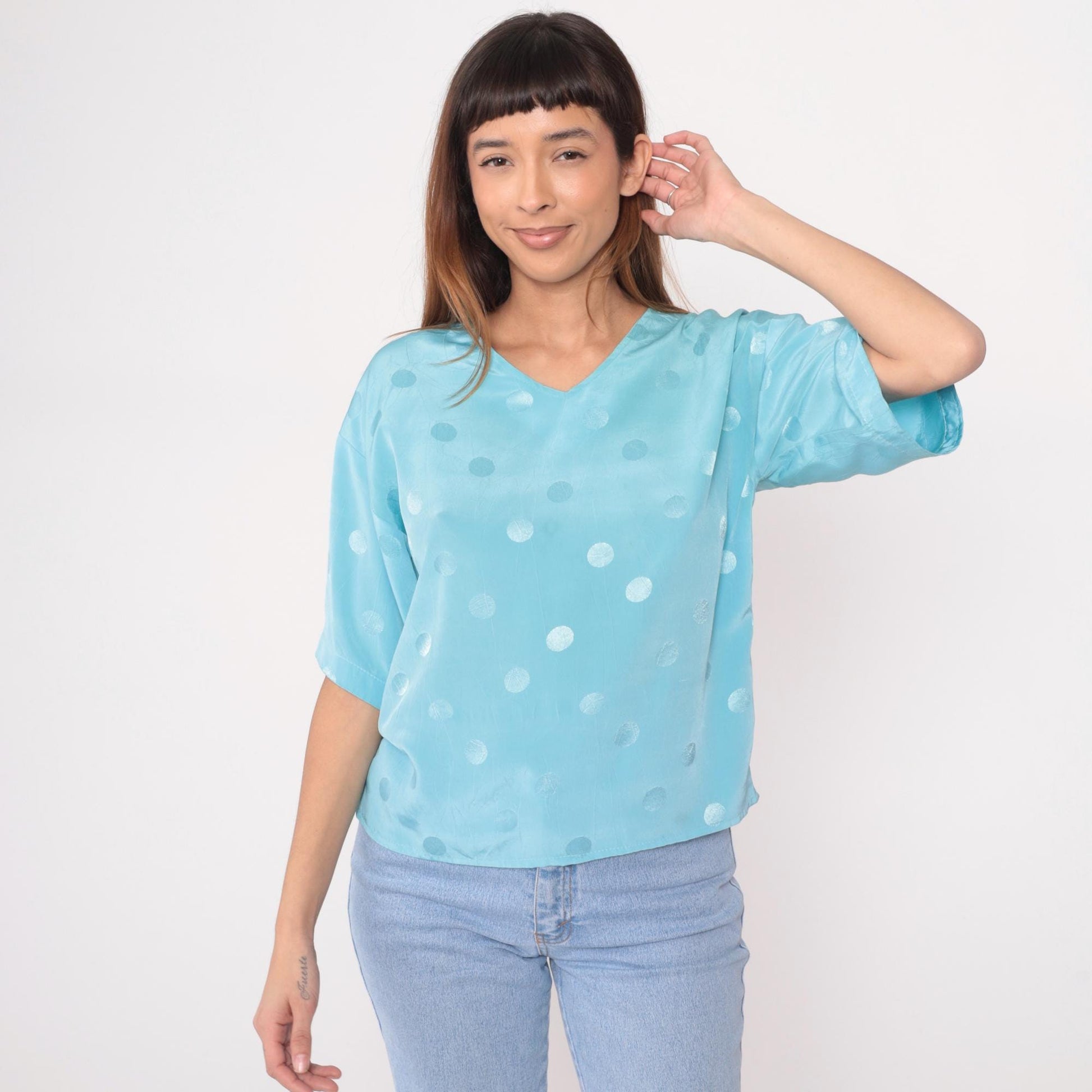 90s Powder Blue Polka Dot V-Neck Blouse Short Sleeve Medium M